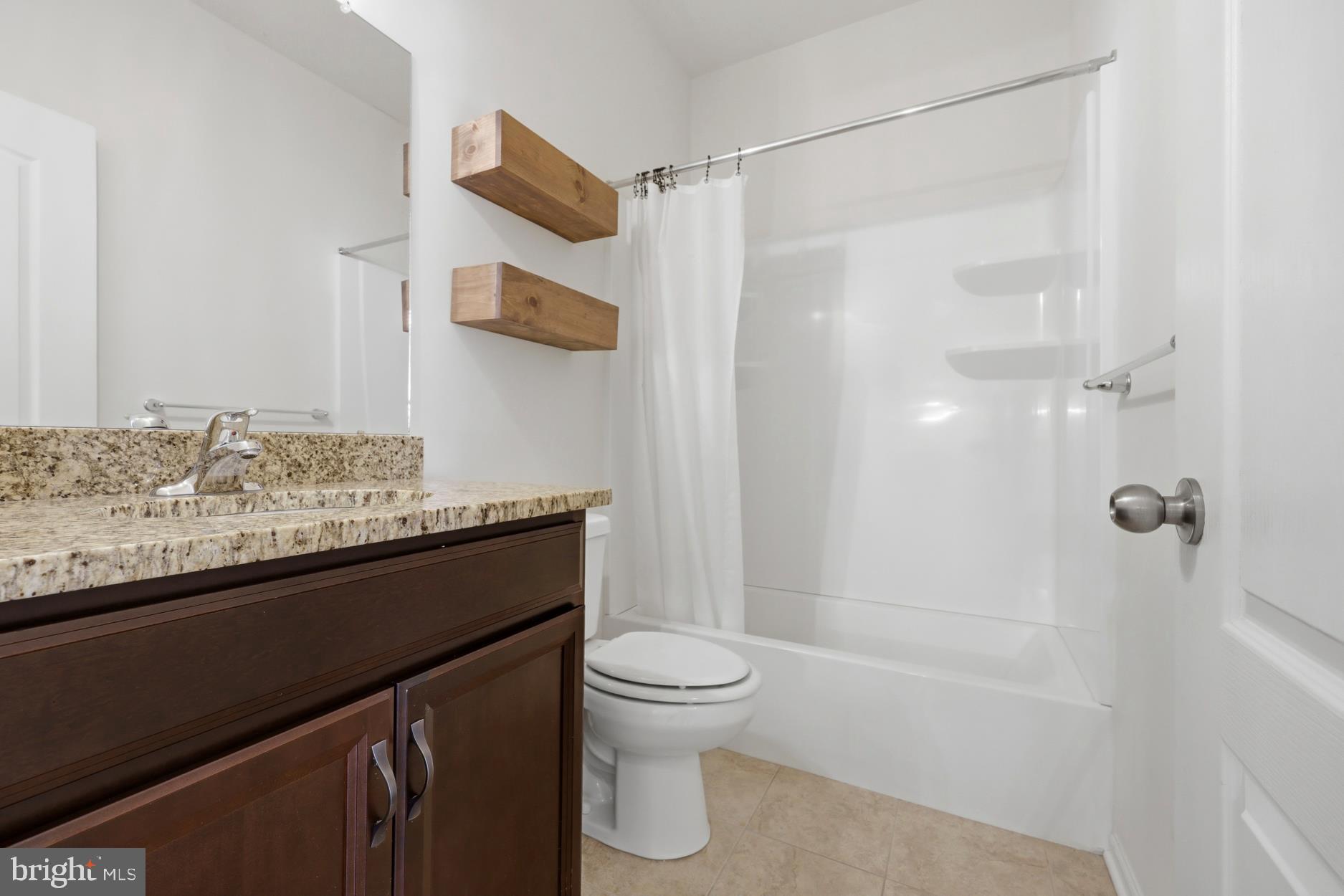 HIGH GROVE - Residential