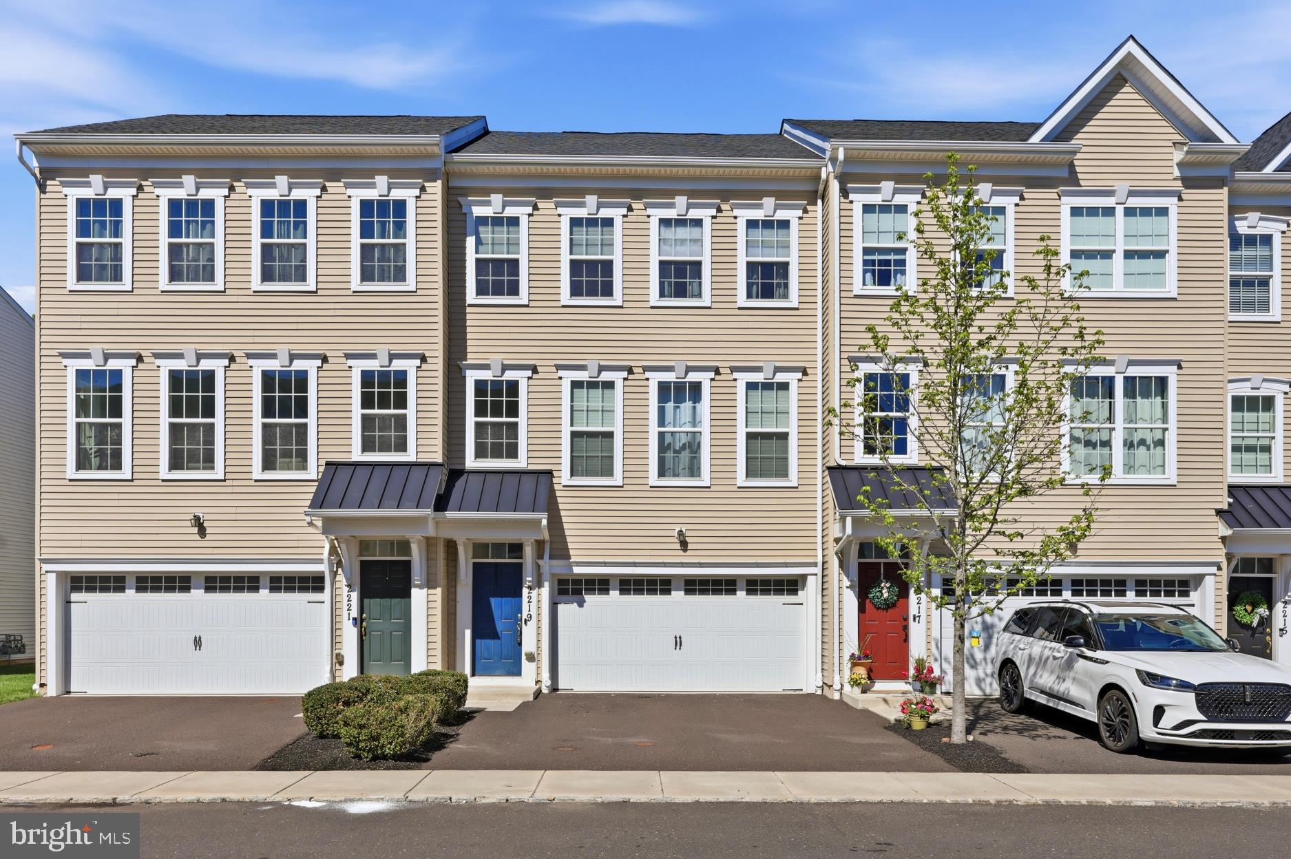 HIGH GROVE - Residential