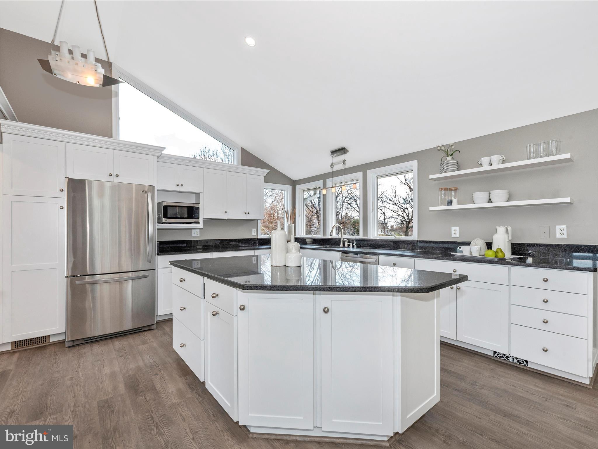 LOVE POINT - Residential