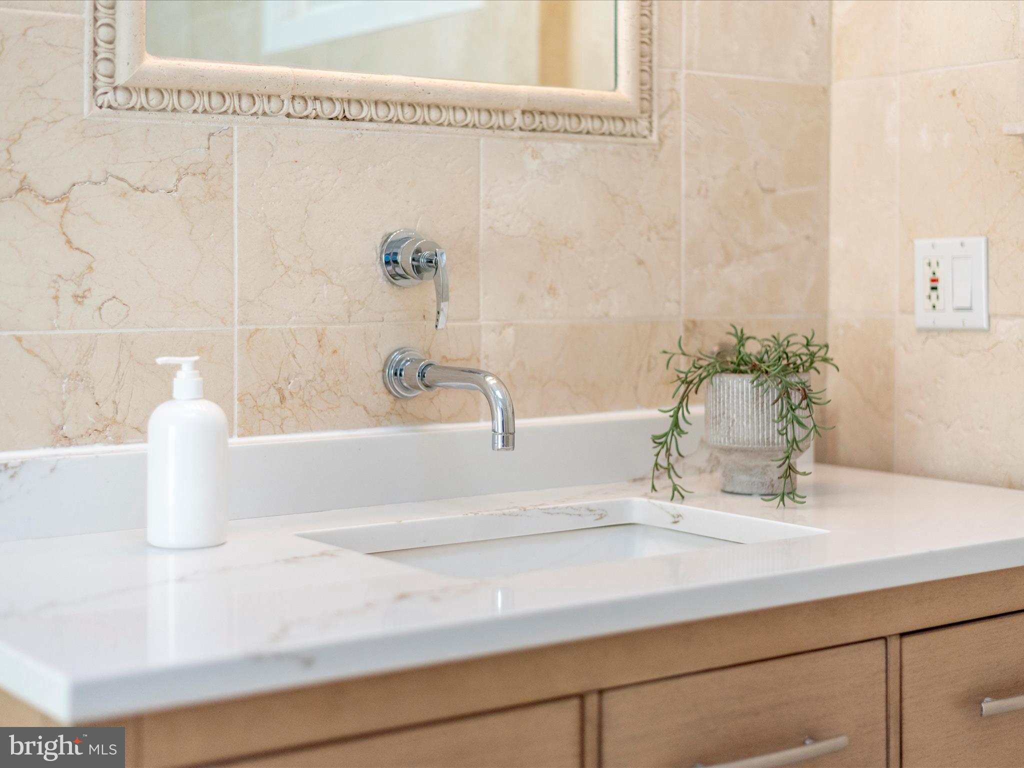 LOVE POINT - Residential