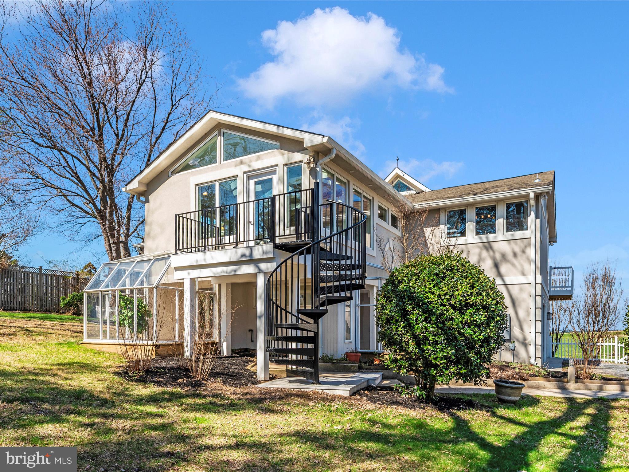 LOVE POINT - Residential