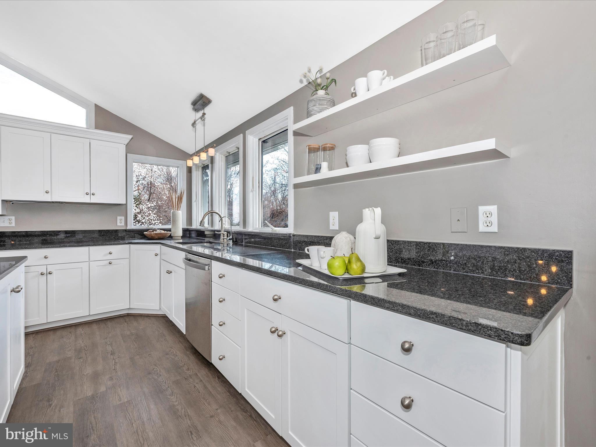 LOVE POINT - Residential