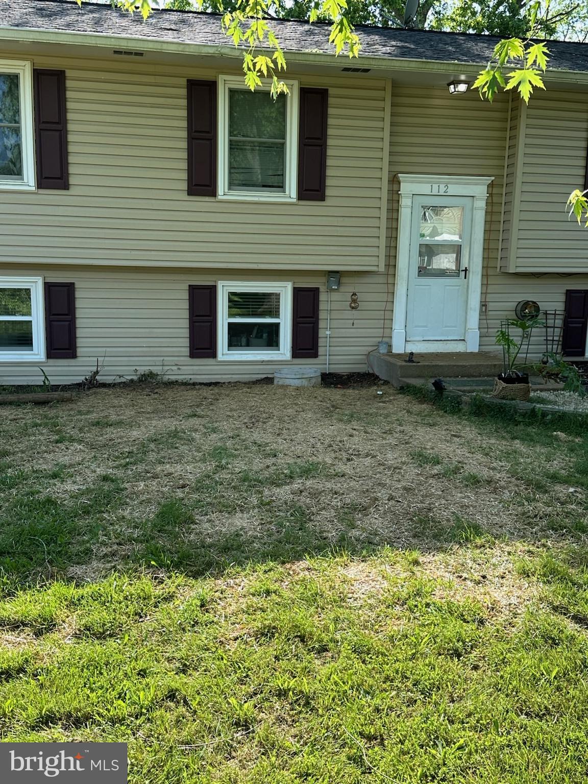 OAKRIDGE / COUNTRY RIDGE - Residential Lease