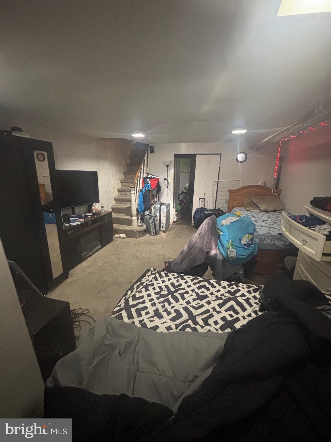 MAYFAIR - Residential