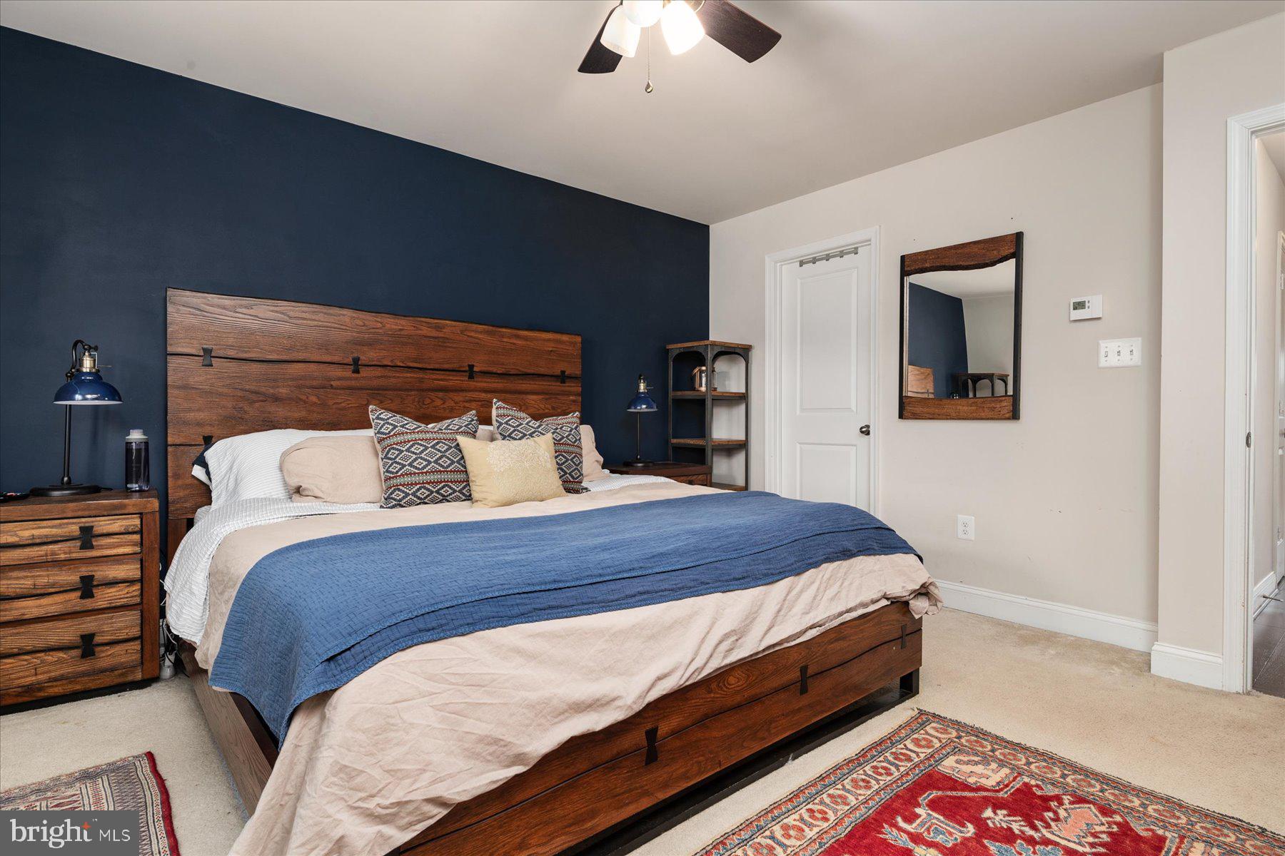 VILLAGE GREENS - Residential