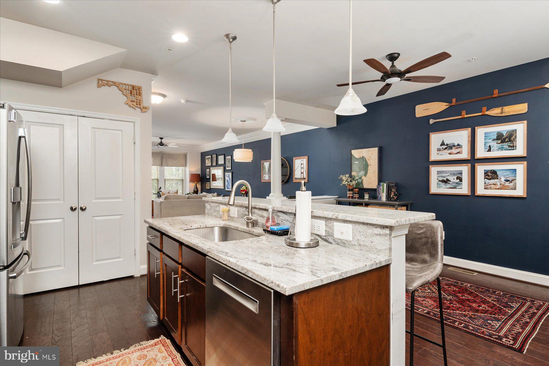 VILLAGE GREENS - Residential