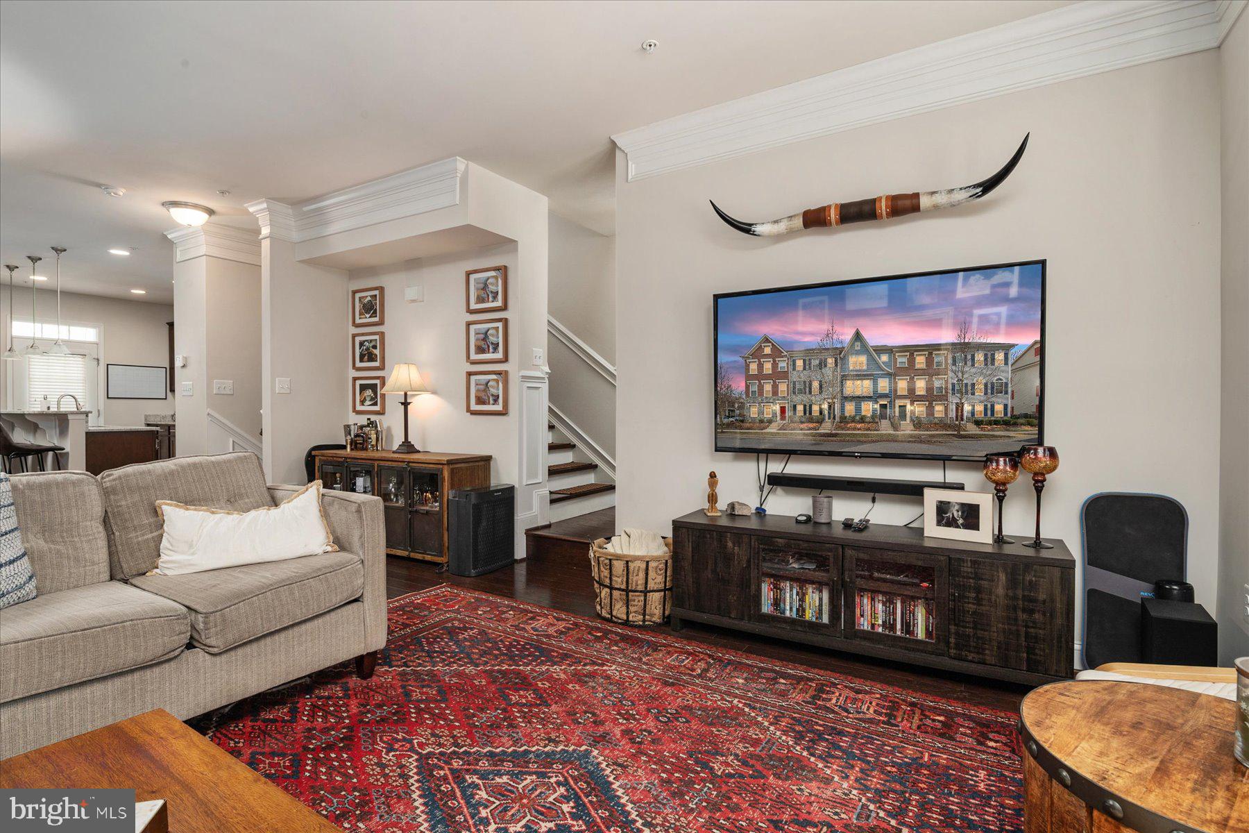 VILLAGE GREENS - Residential