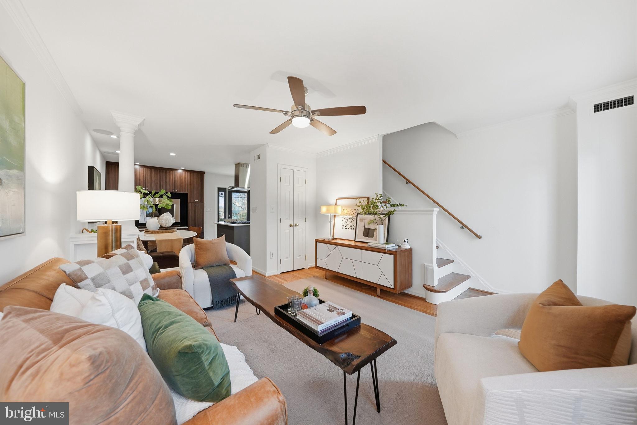 1130 COLONIAL AVENUE