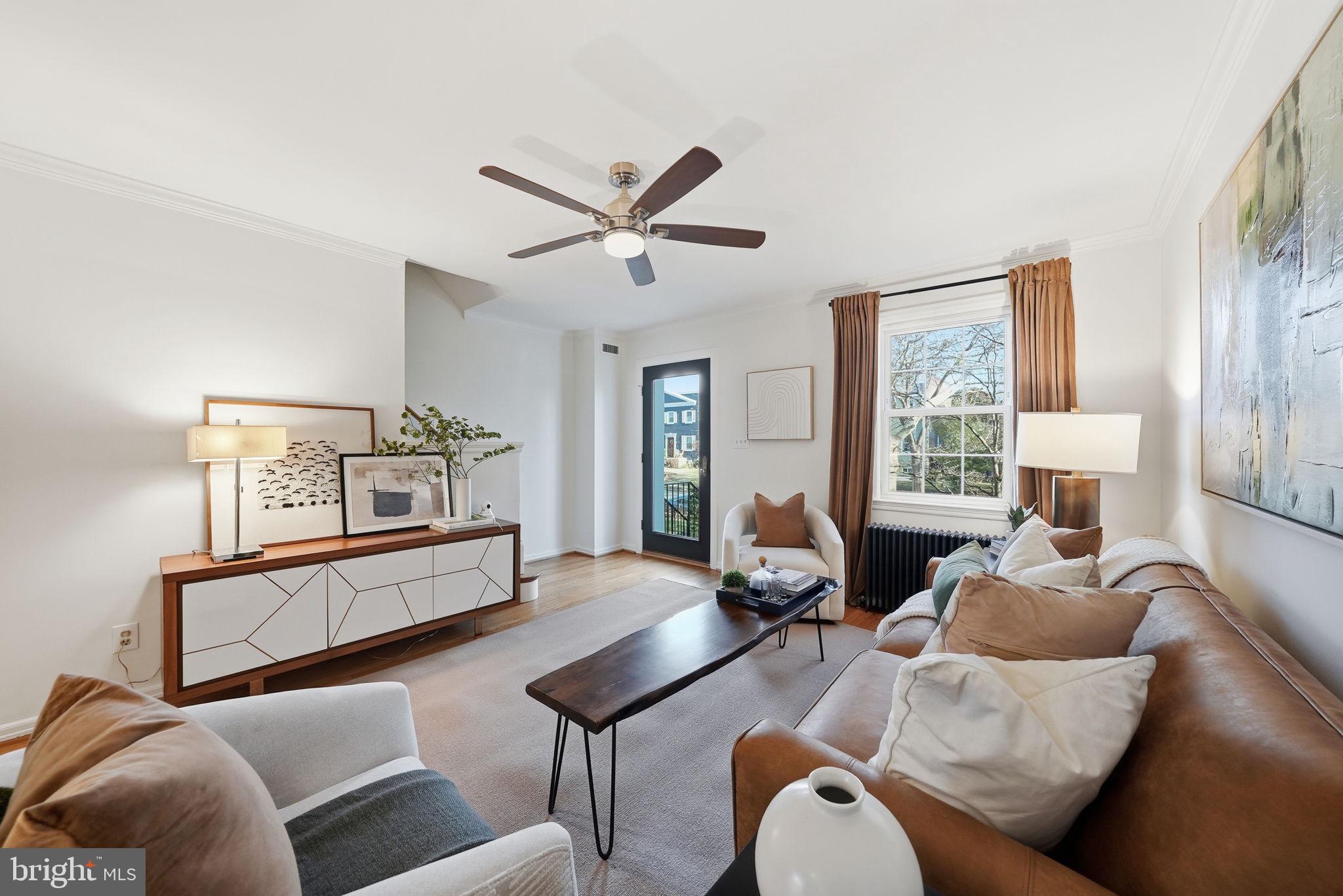 1130 COLONIAL AVENUE