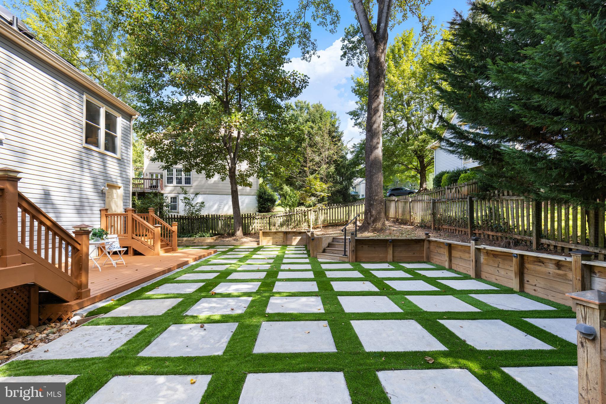 MONTCLAIR - Residential