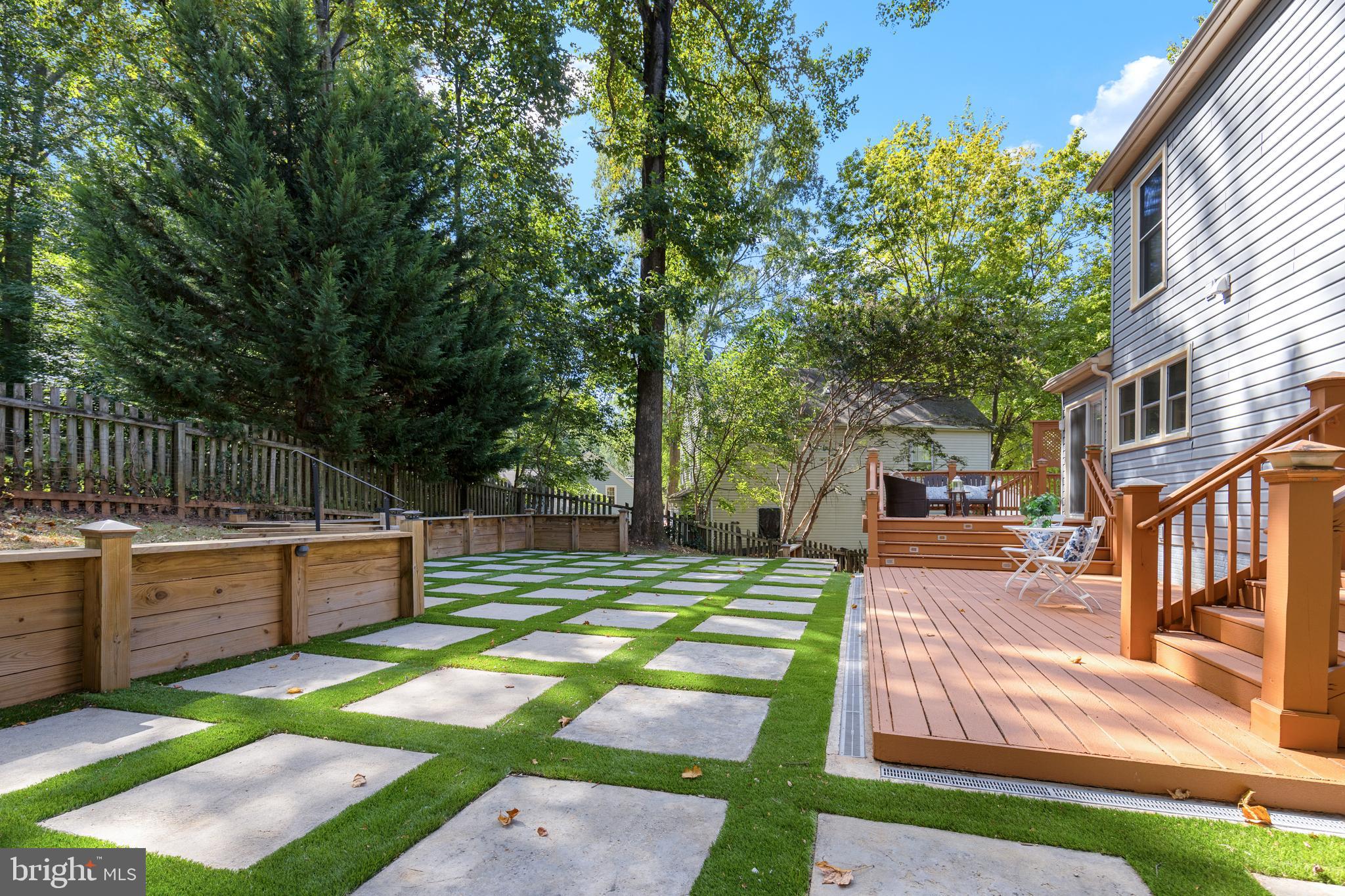 MONTCLAIR - Residential