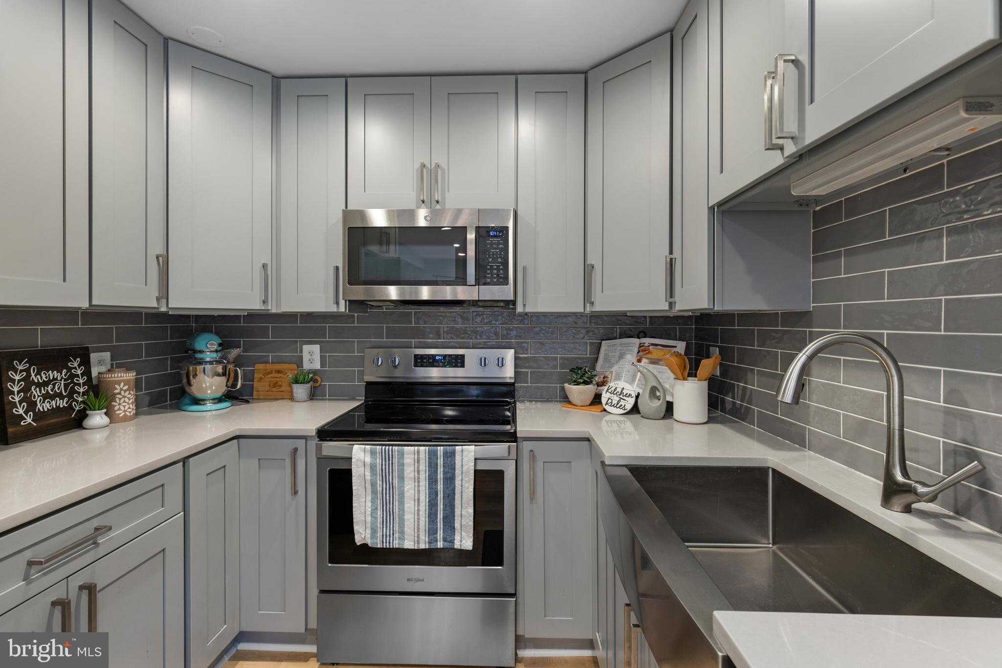 MONTCLAIR - Residential