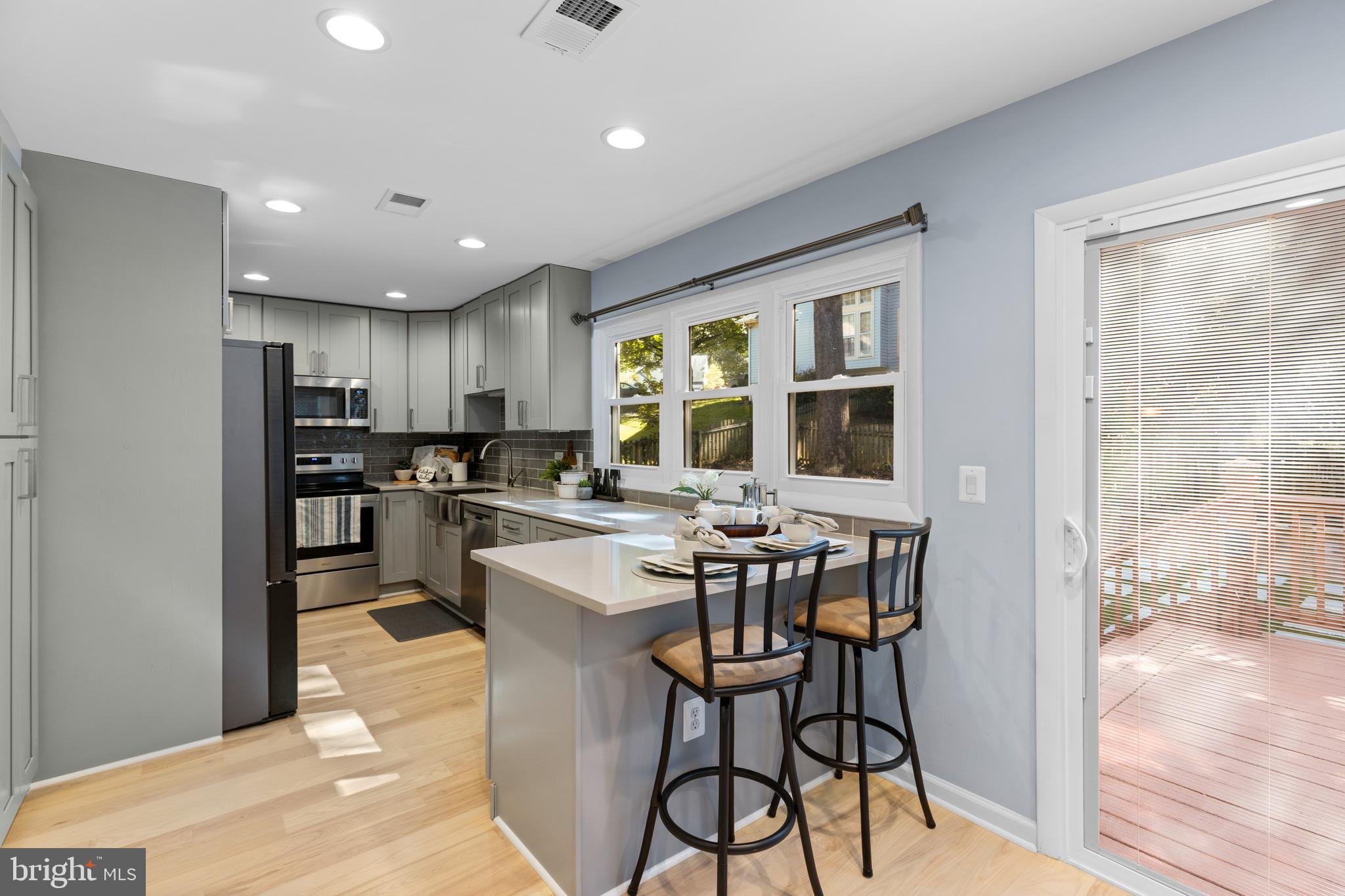 MONTCLAIR - Residential