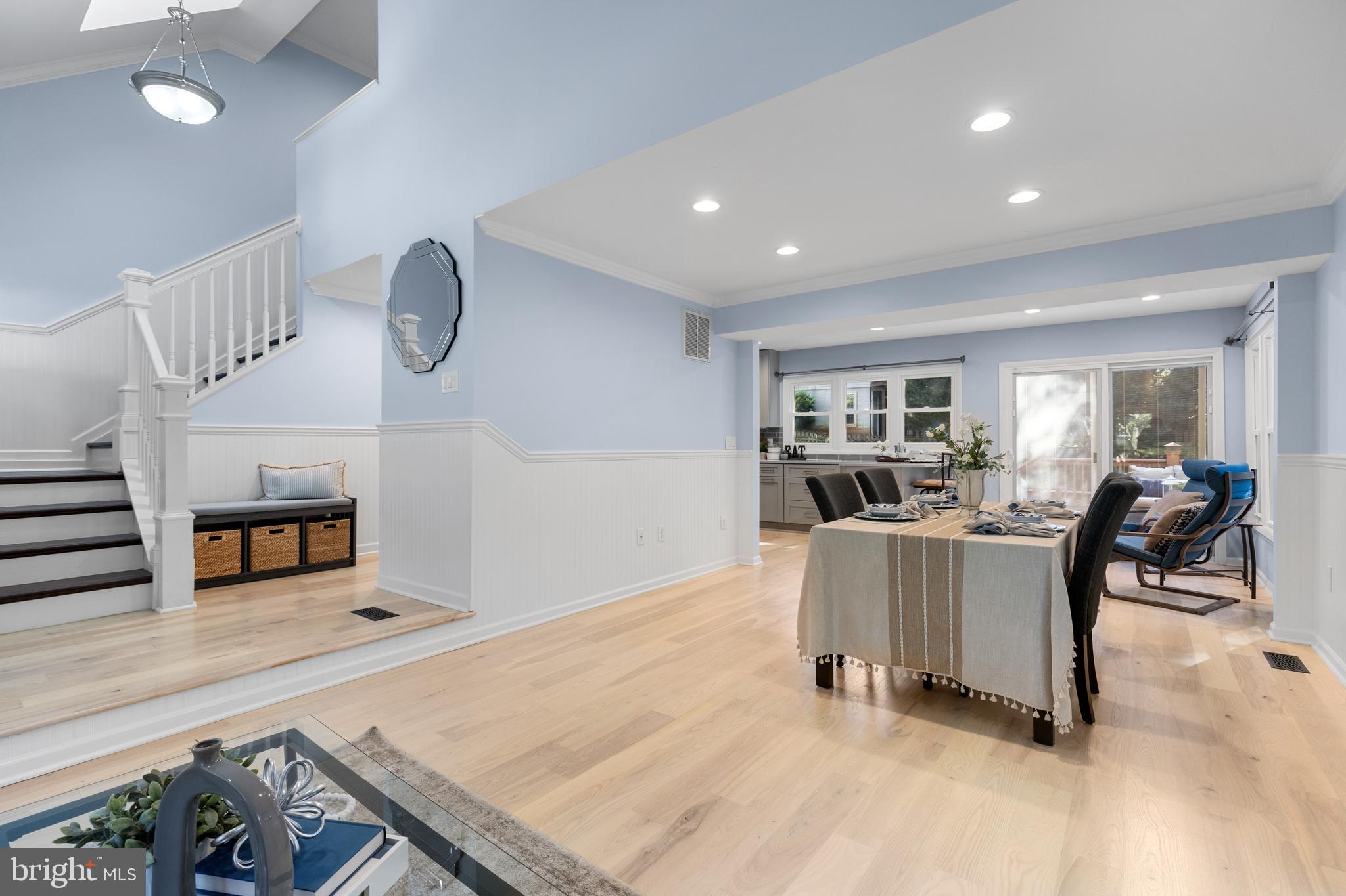 MONTCLAIR - Residential