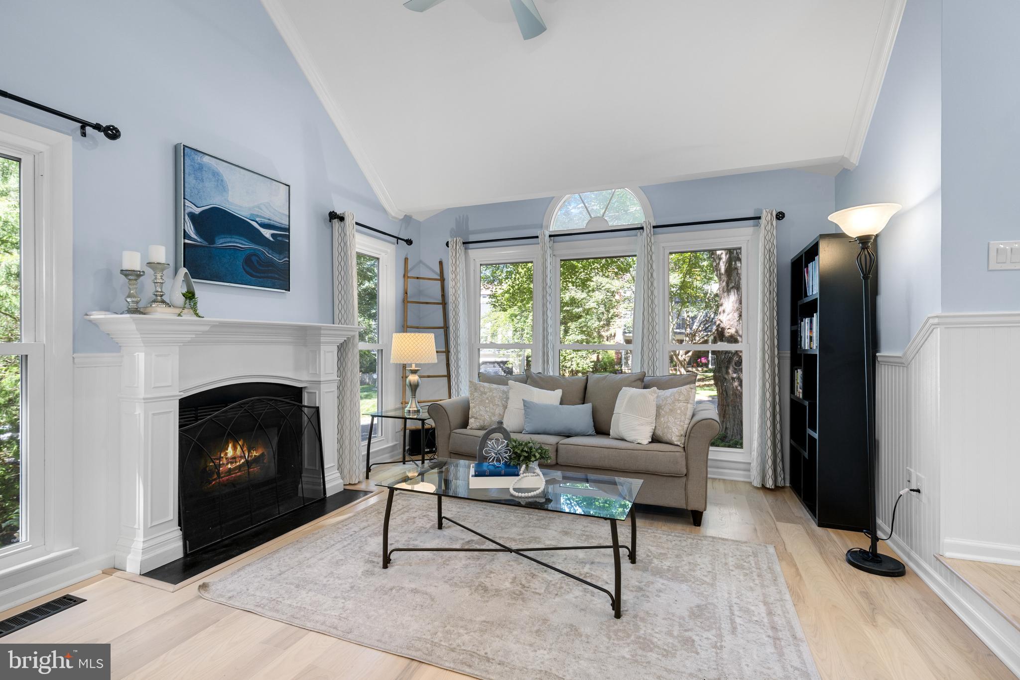 MONTCLAIR - Residential