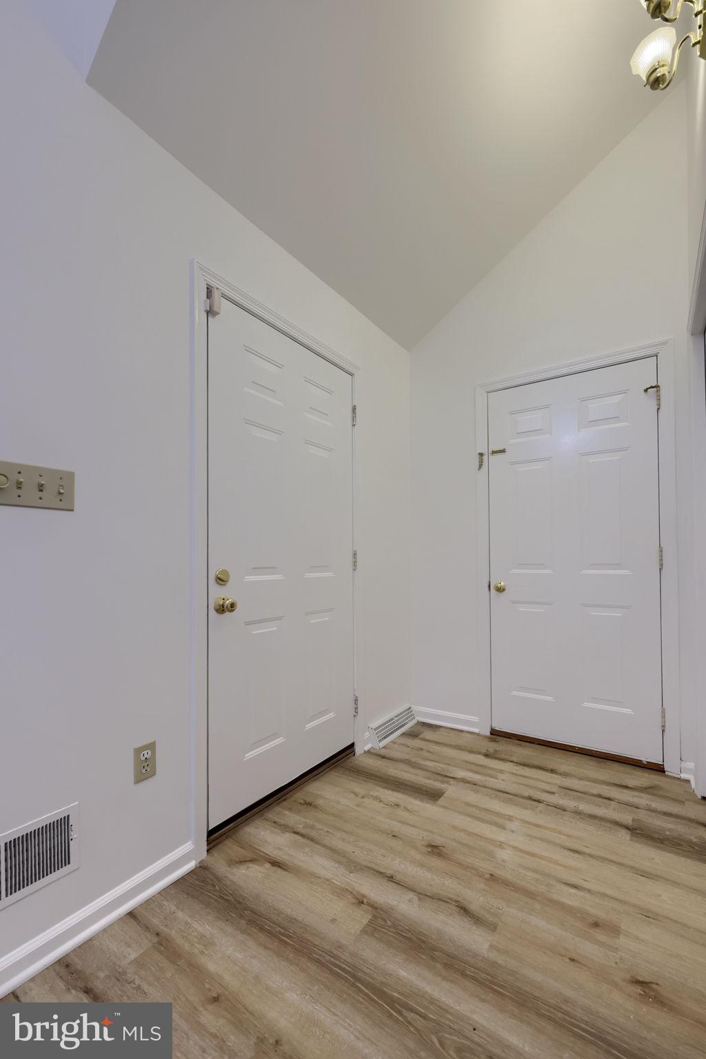 805 TANGLEGATE PLACE