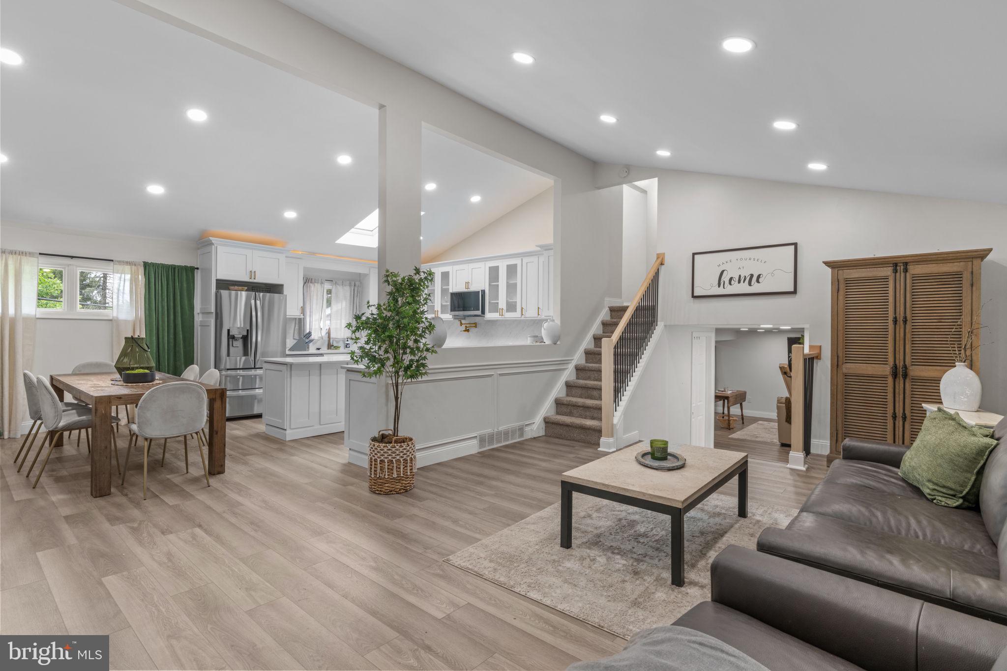 MAPLE GLEN - Residential