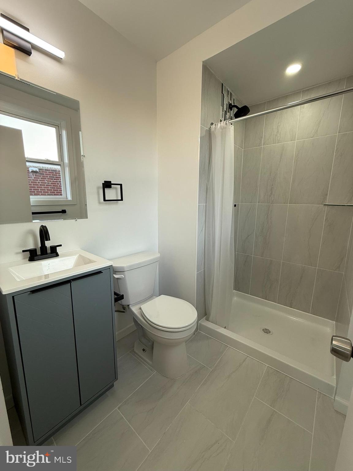 RHAWNHURST - Residential Lease