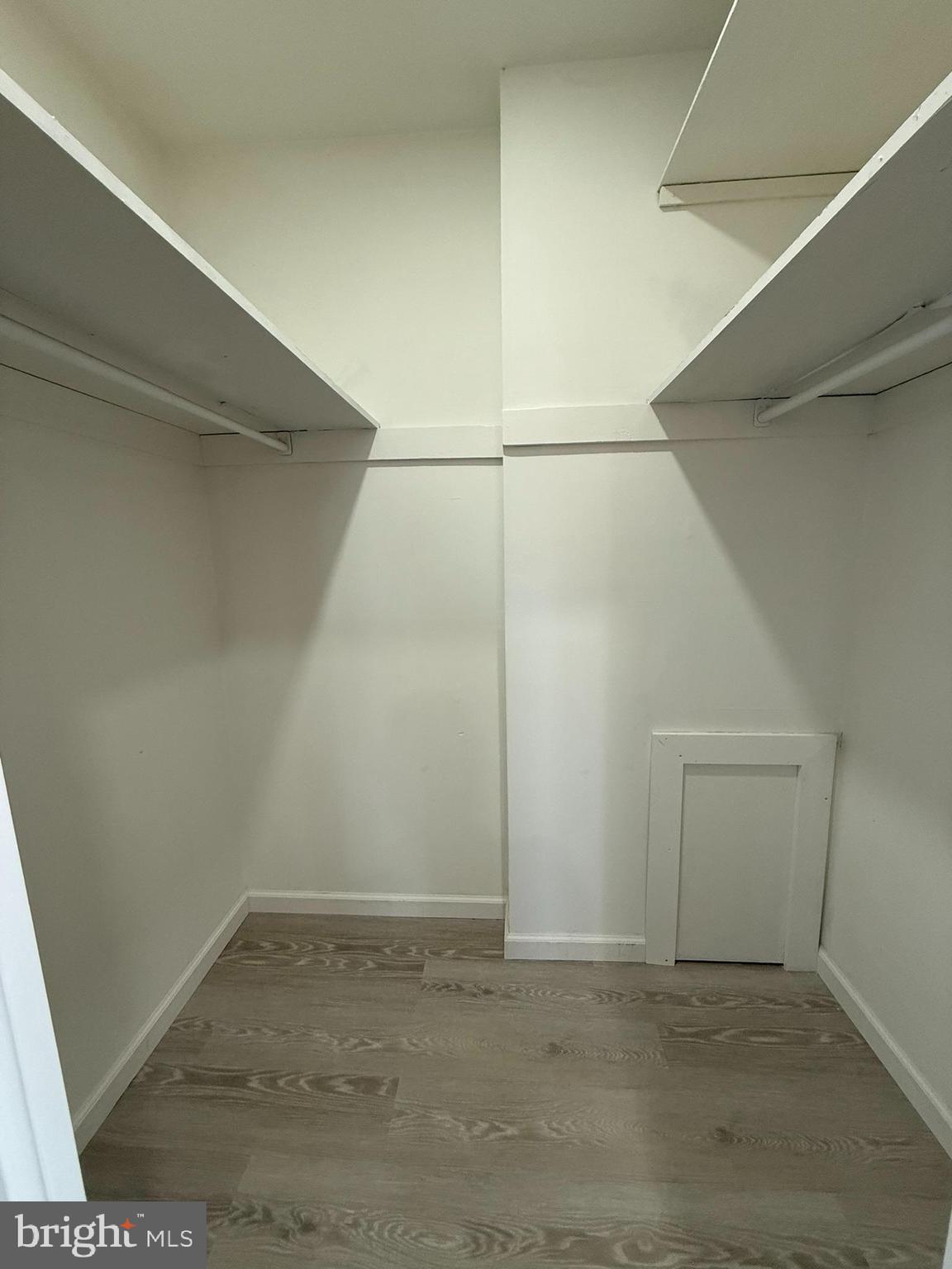 RHAWNHURST - Residential Lease