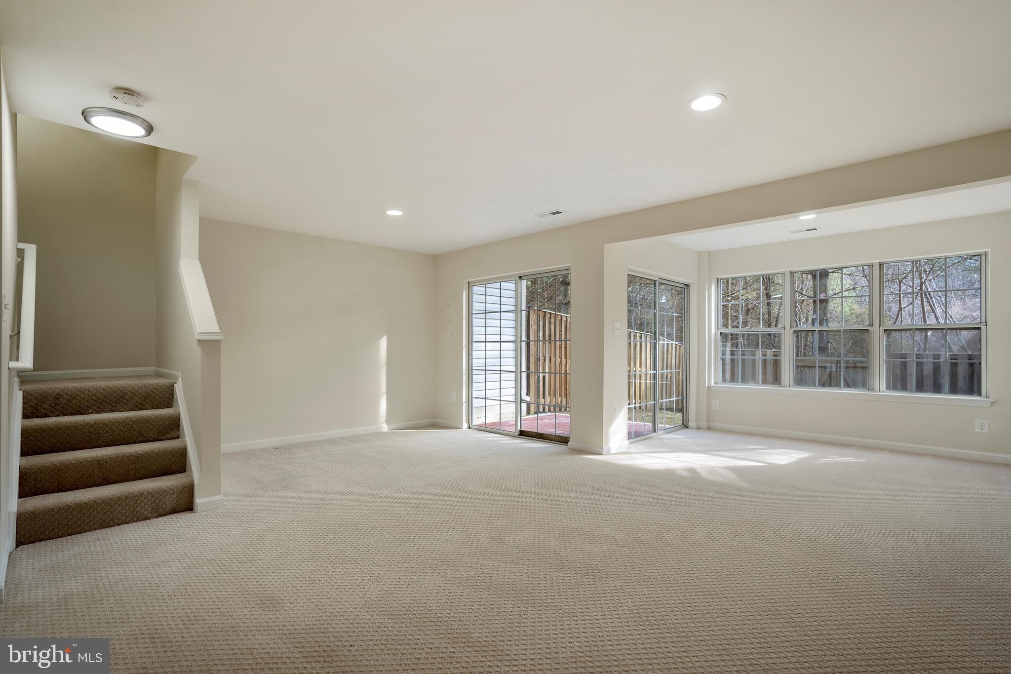 WAYSIDE VILLAGE - Residential