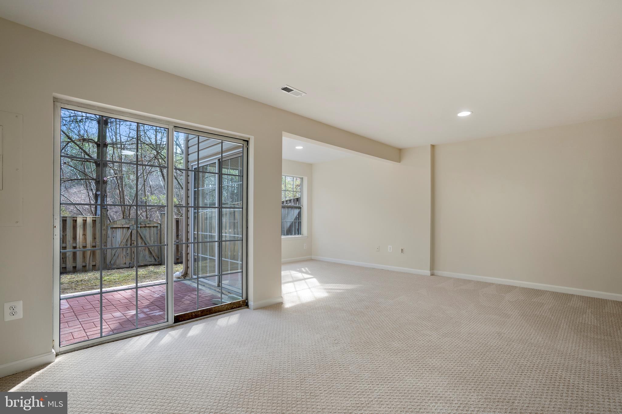 WAYSIDE VILLAGE - Residential