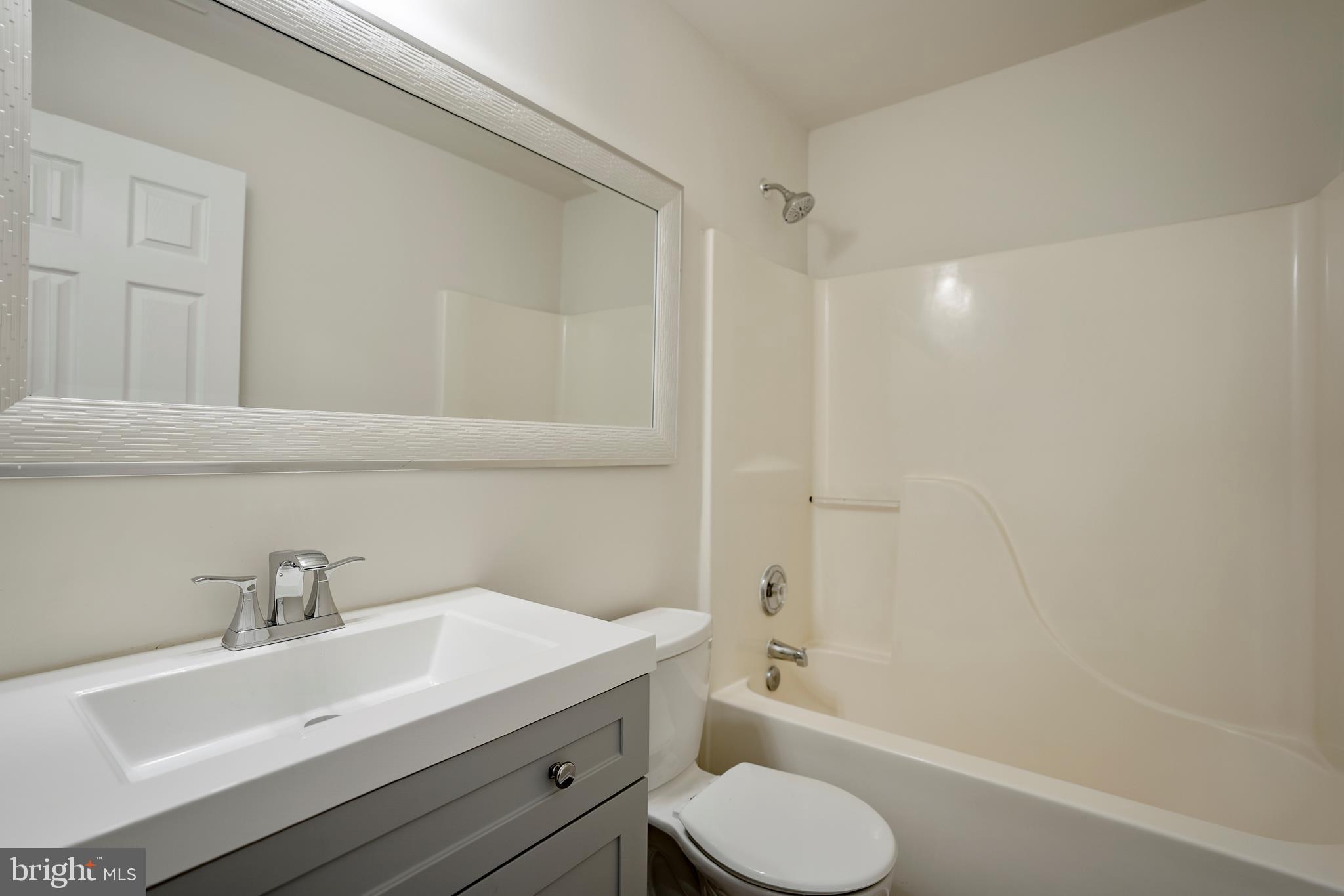 WAYSIDE VILLAGE - Residential