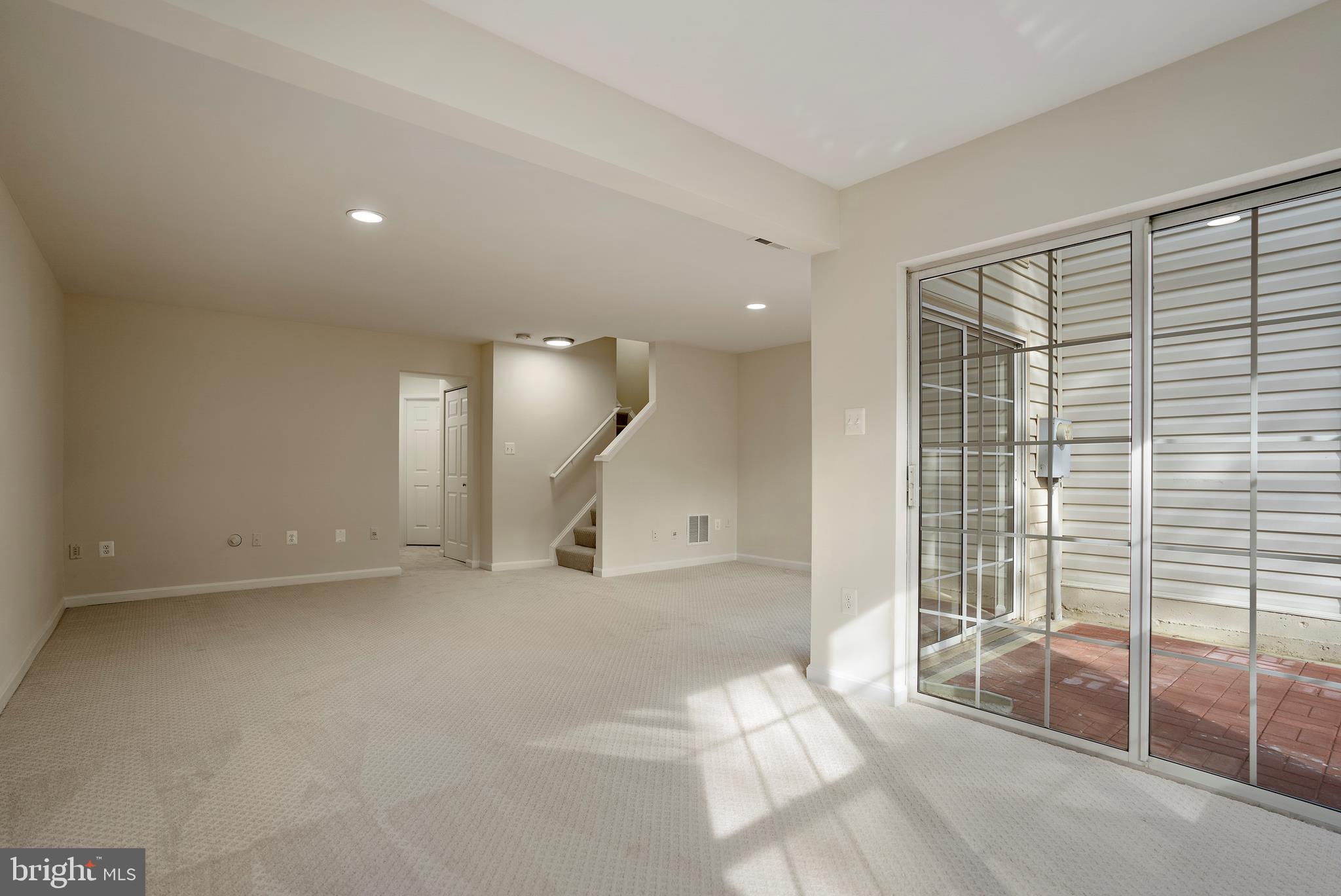 WAYSIDE VILLAGE - Residential