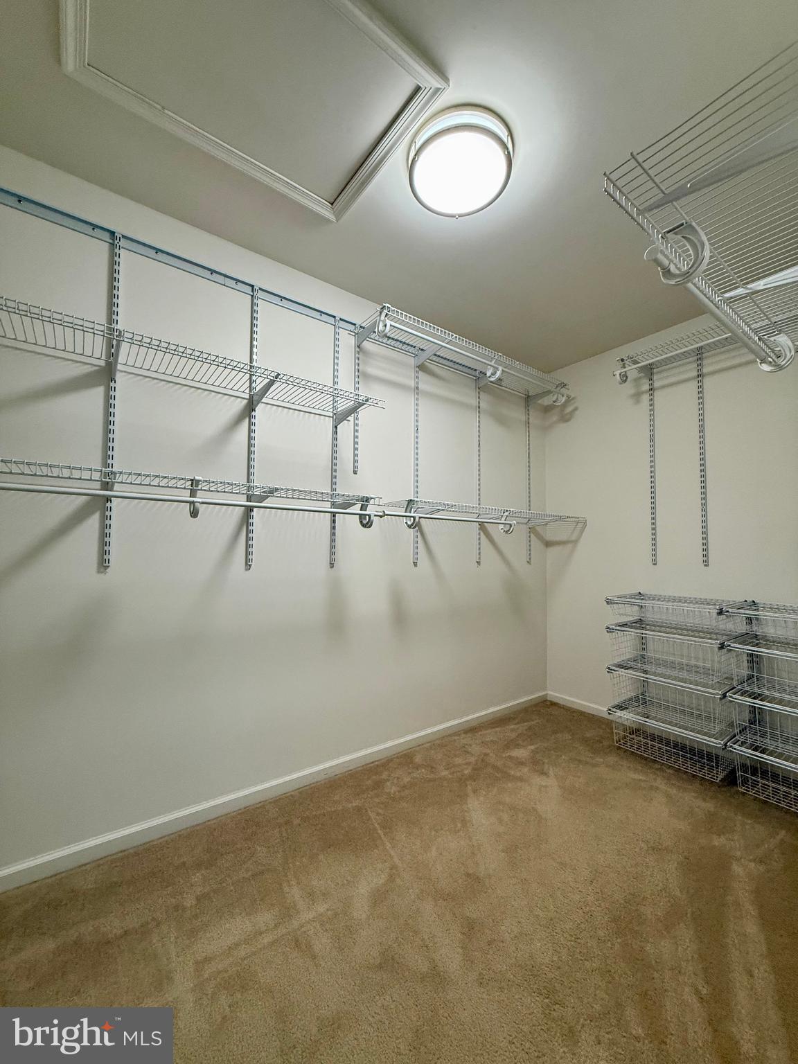 SCHWENKSVILLE - Residential