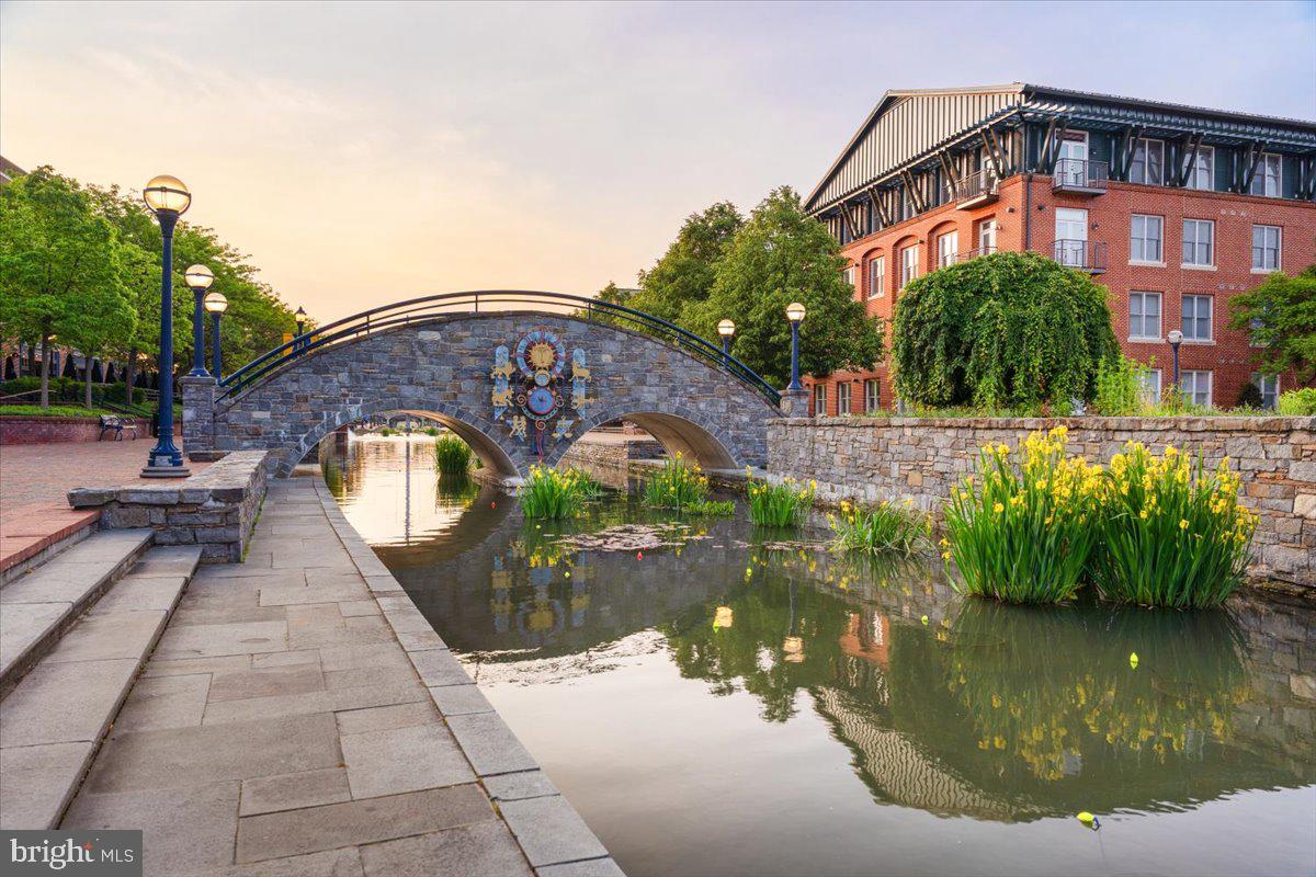 DOWNTOWN FREDERICK - Residential