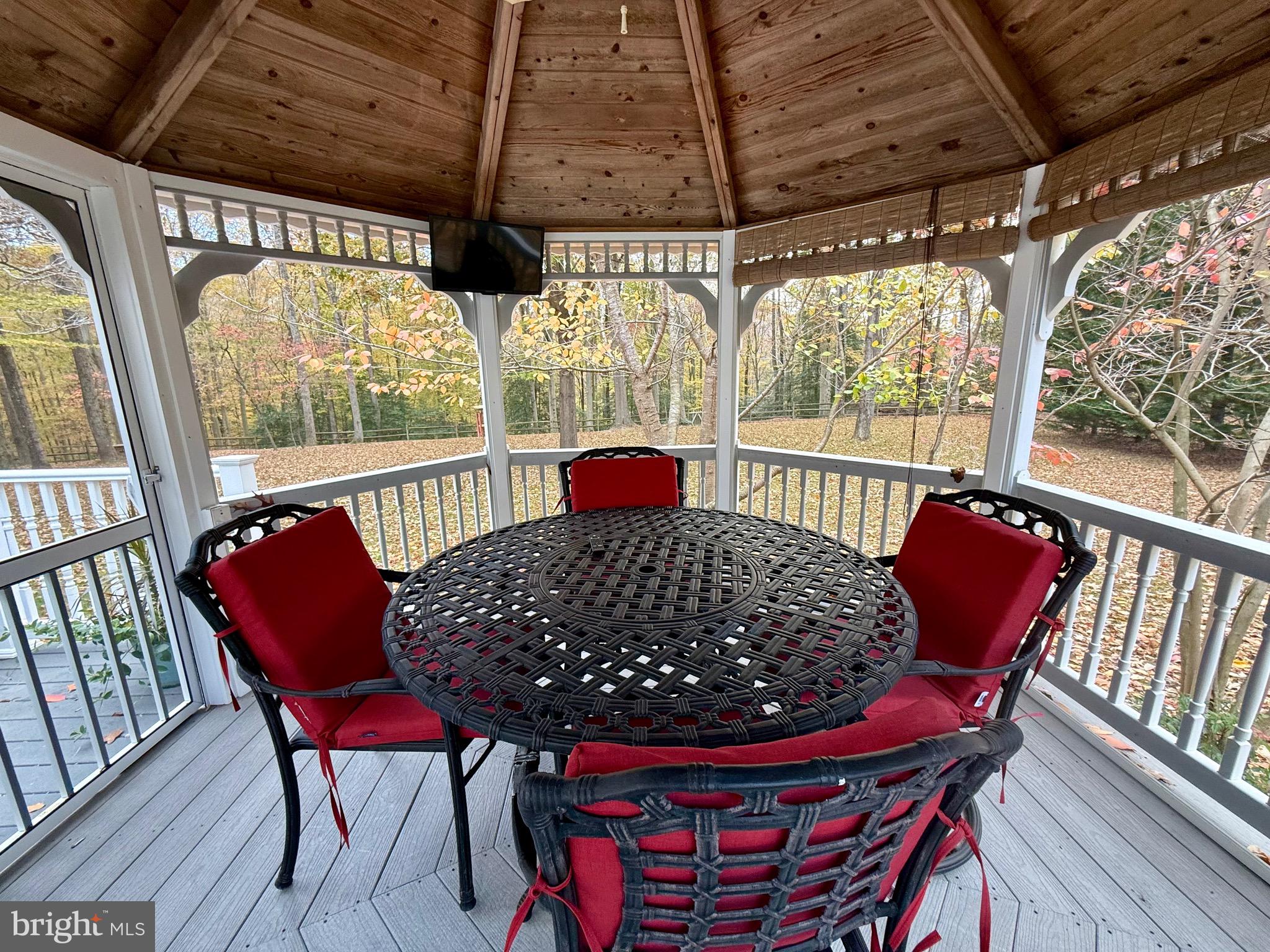 CEDAR GROVE FARM - Residential