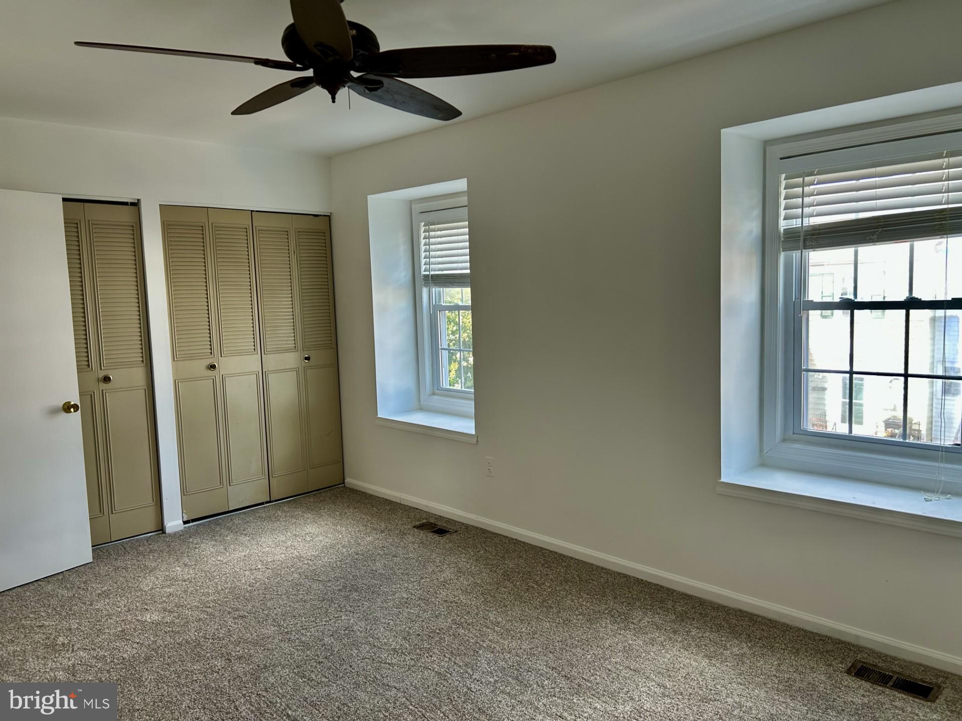 CROFTON MEWS CONDO - Residential Lease