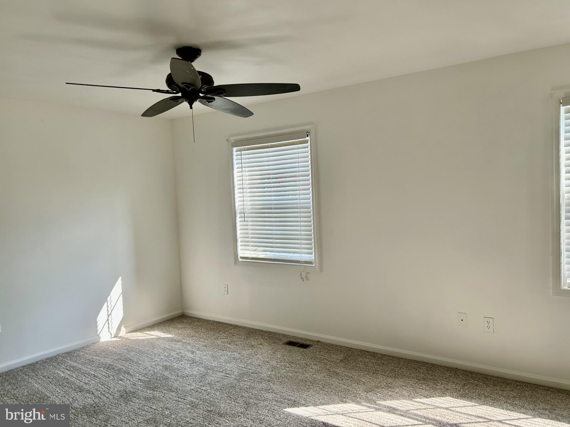 CROFTON MEWS CONDO - Residential Lease