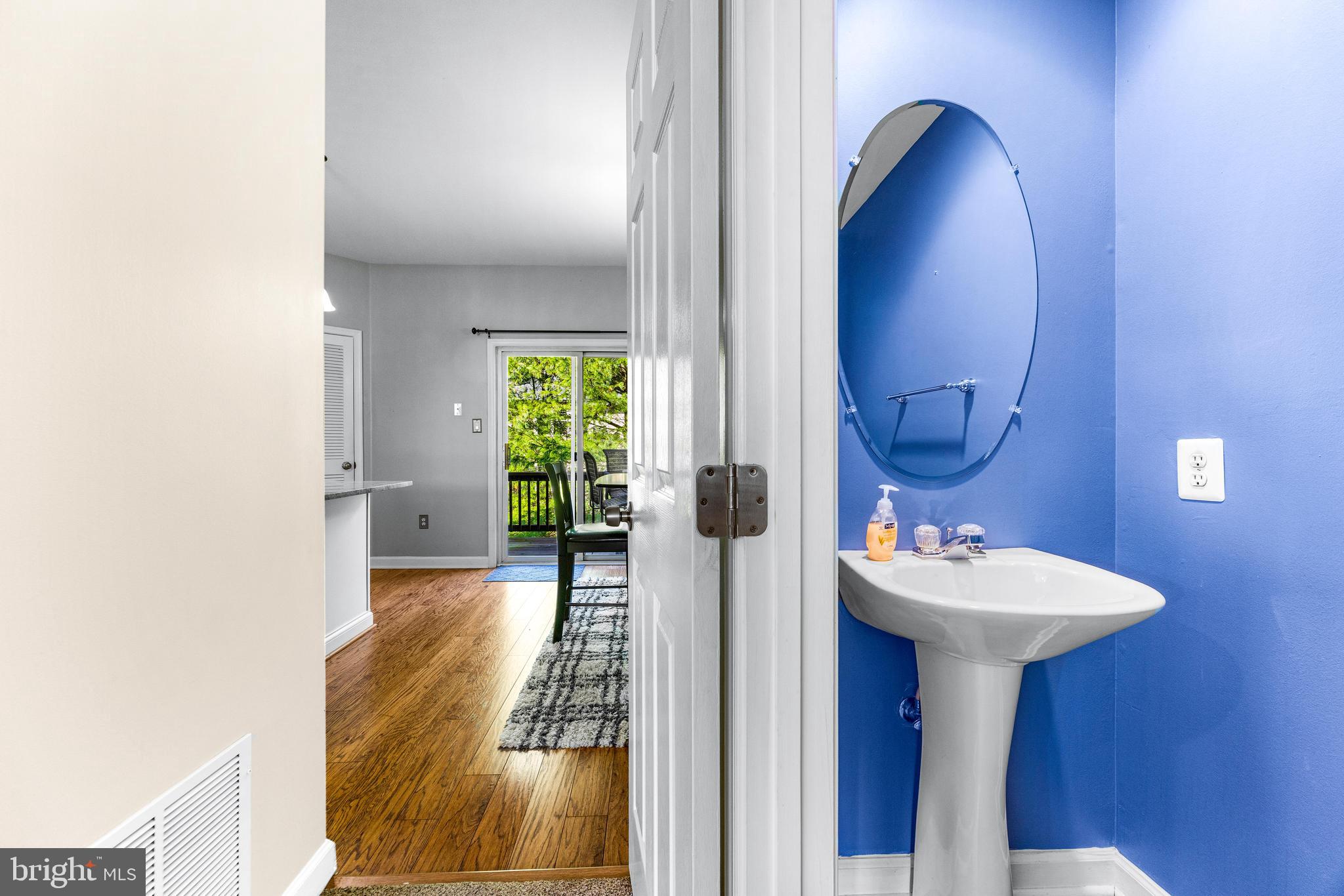 PINEY ORCHARD - Residential