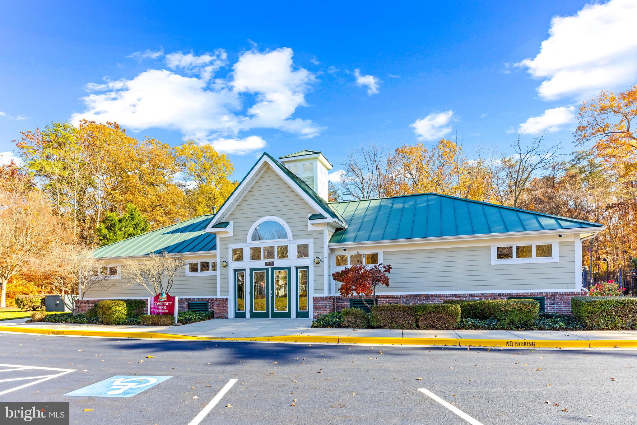 PINEY ORCHARD - Residential