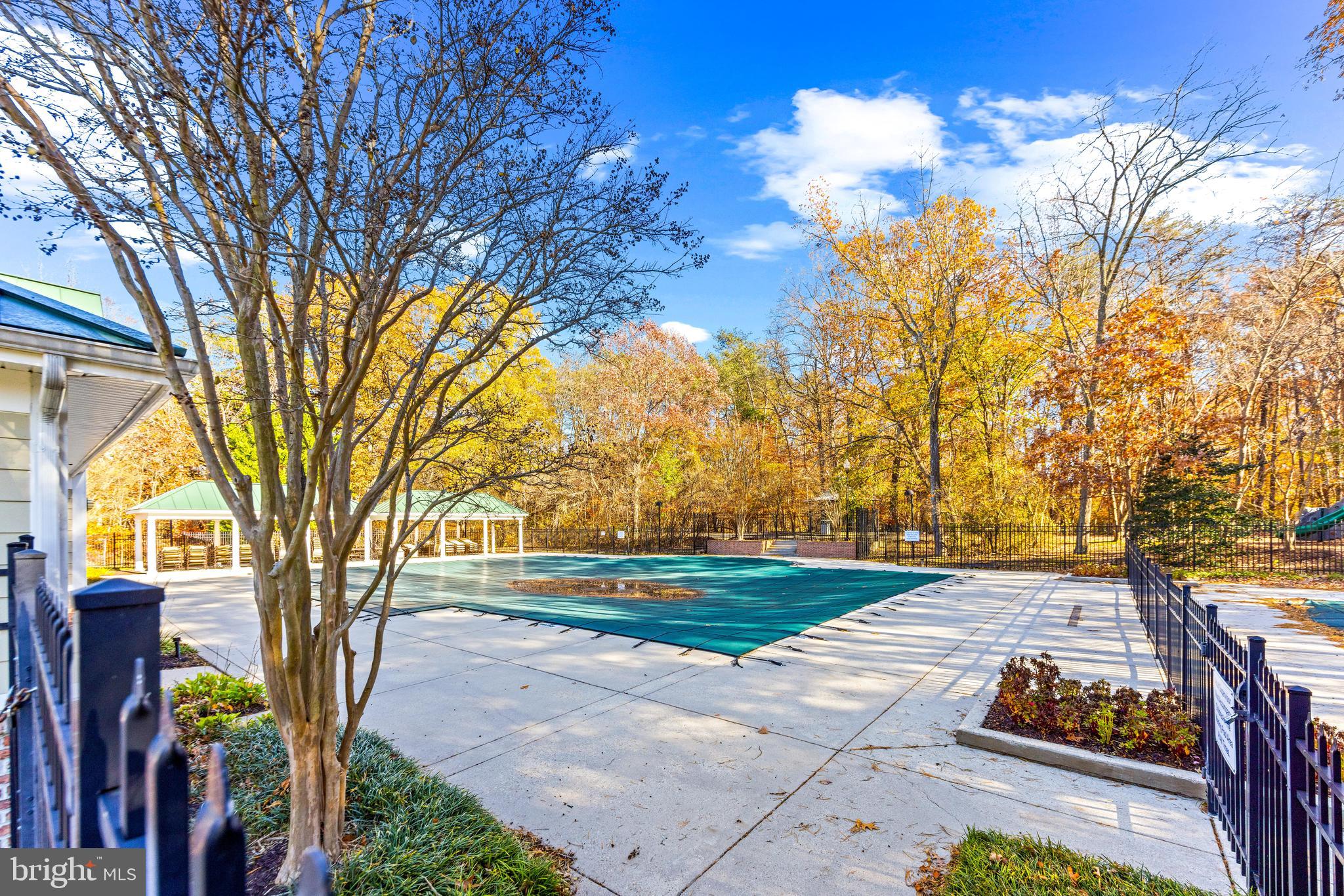 PINEY ORCHARD - Residential