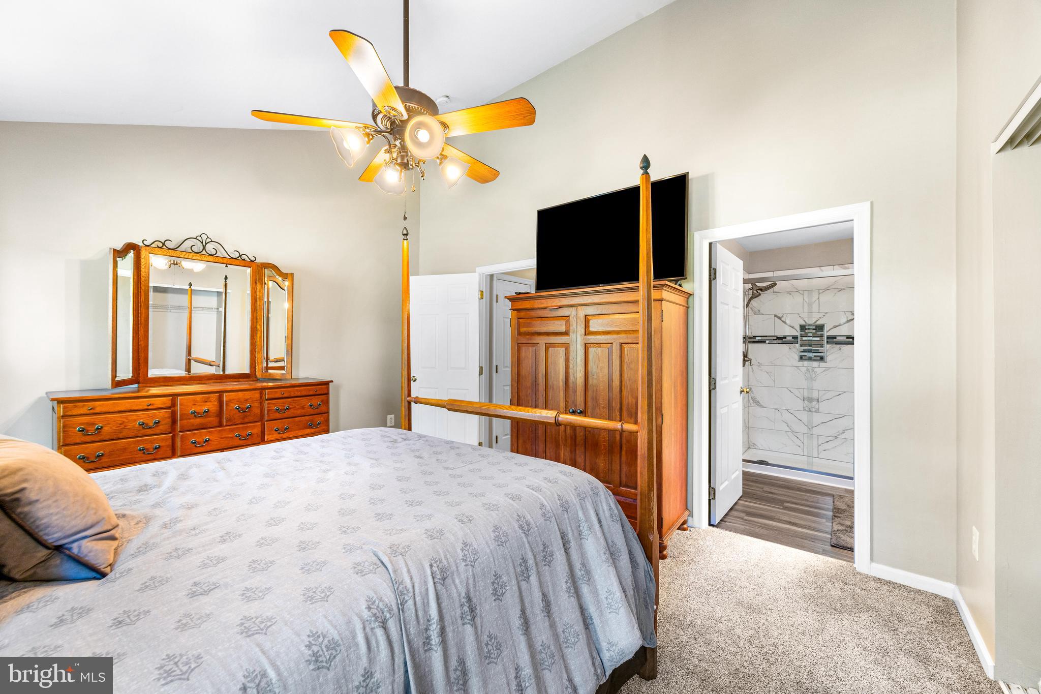 PINEY ORCHARD - Residential