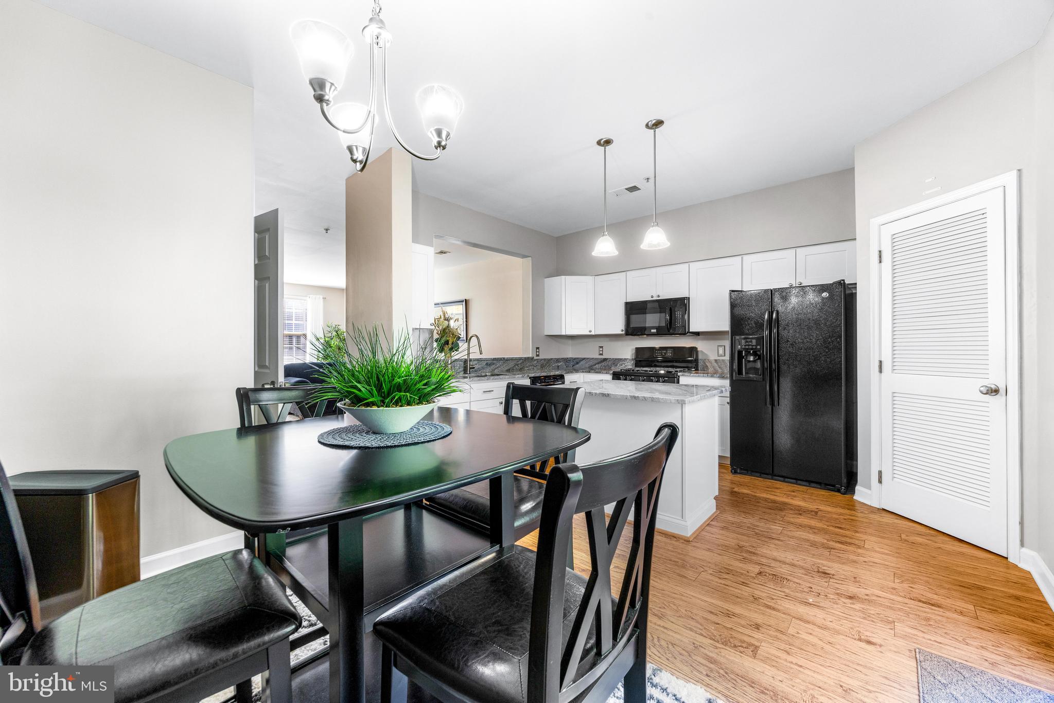 PINEY ORCHARD - Residential