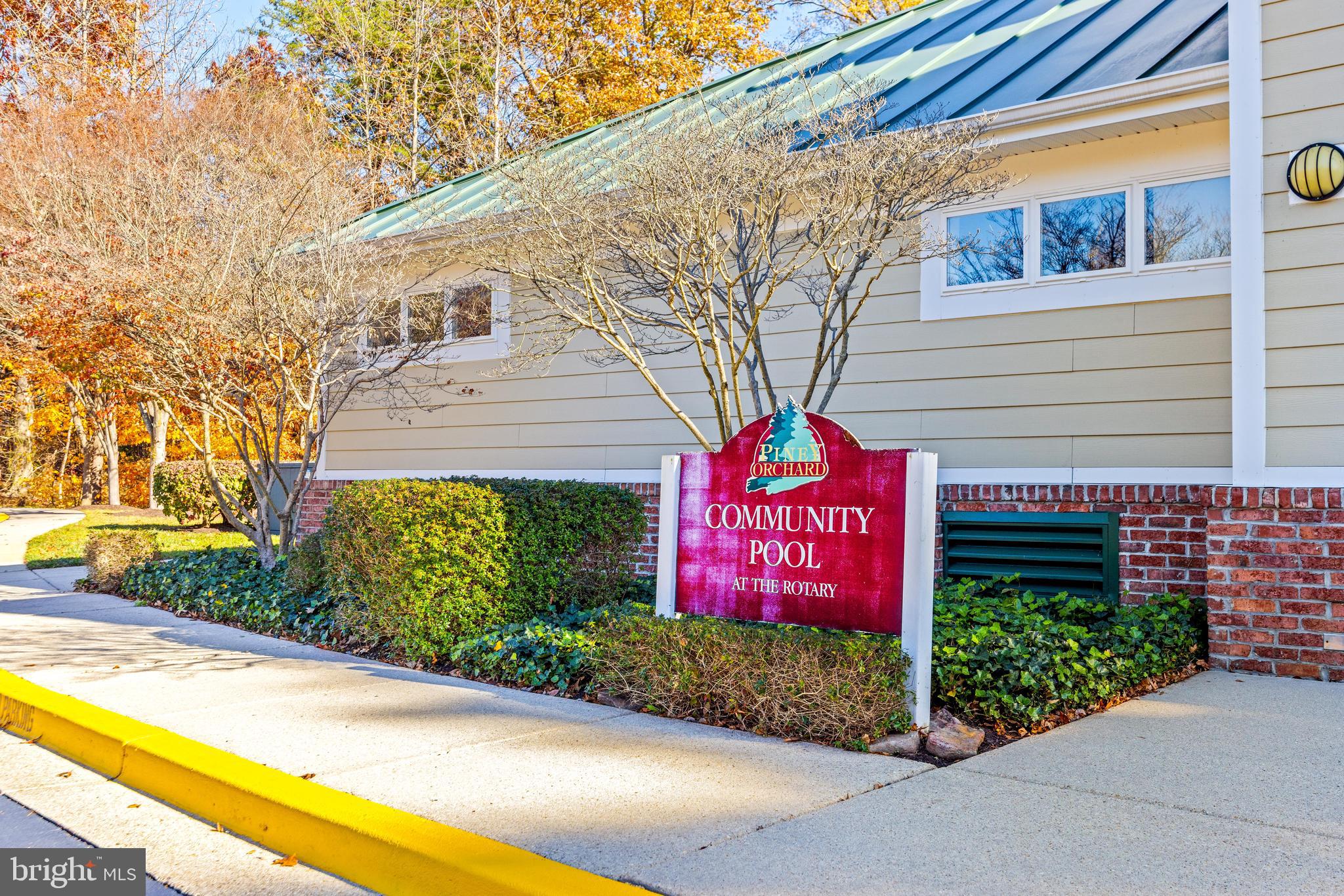 PINEY ORCHARD - Residential