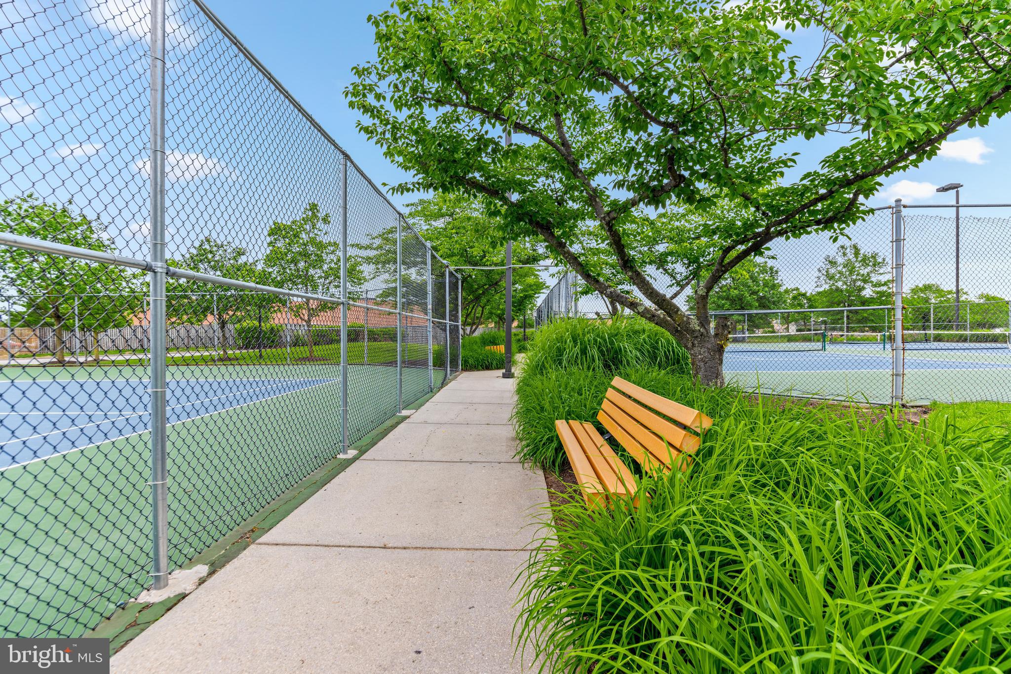 PINEY ORCHARD - Residential