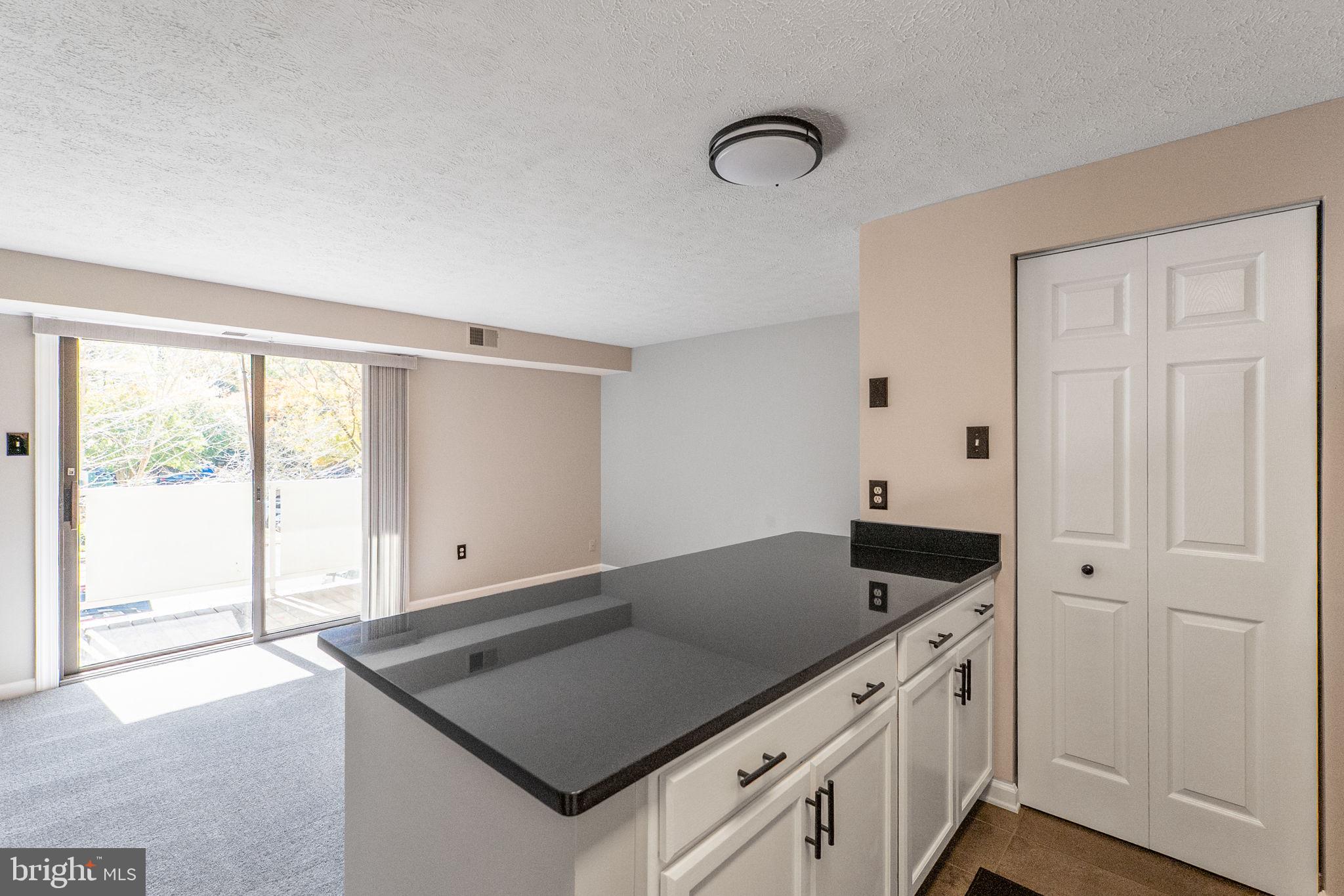 KNOLLS AT NORTH LAKE CONDOMINIUM - Residential