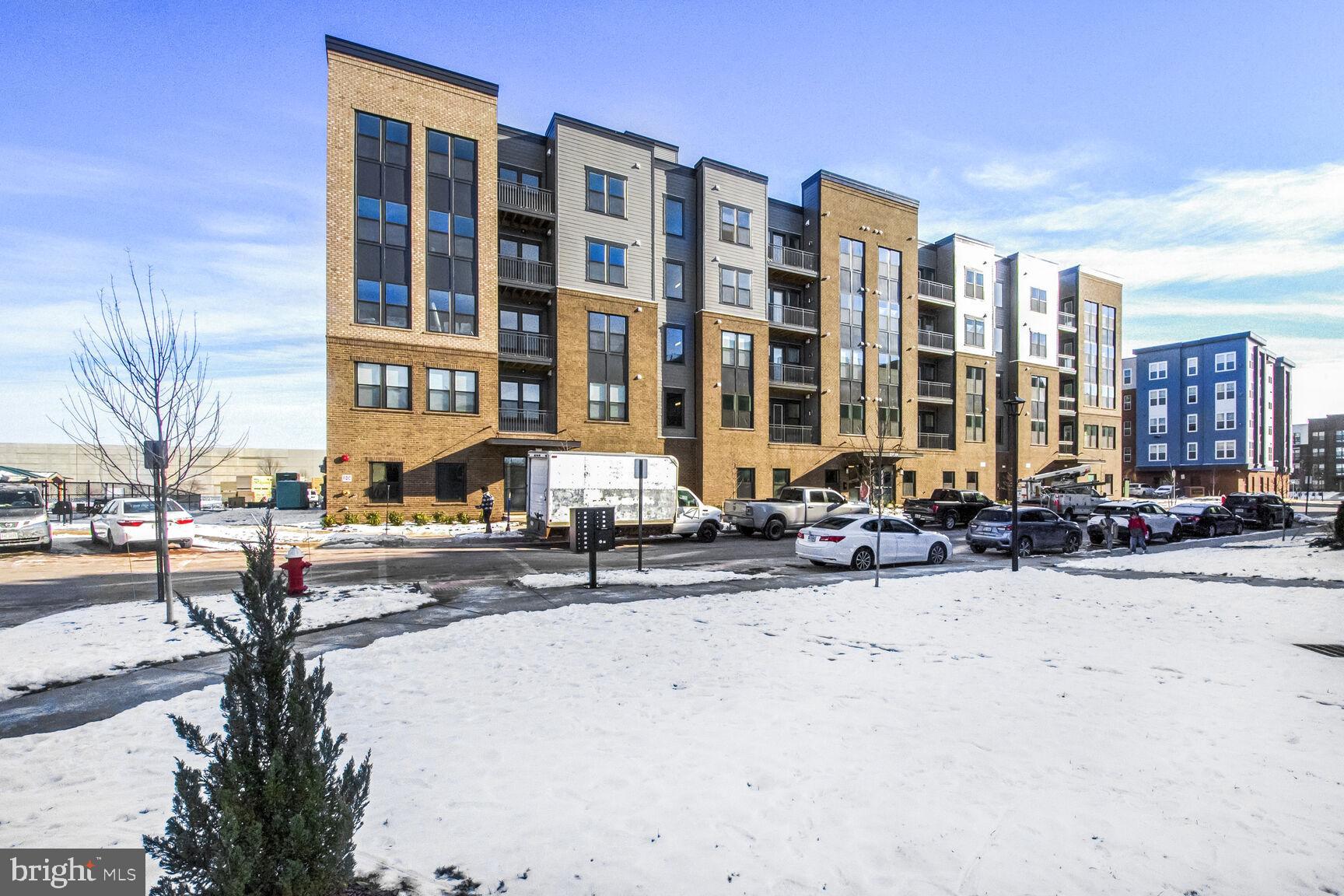 WAXPOOL CROSSING - Residential Lease