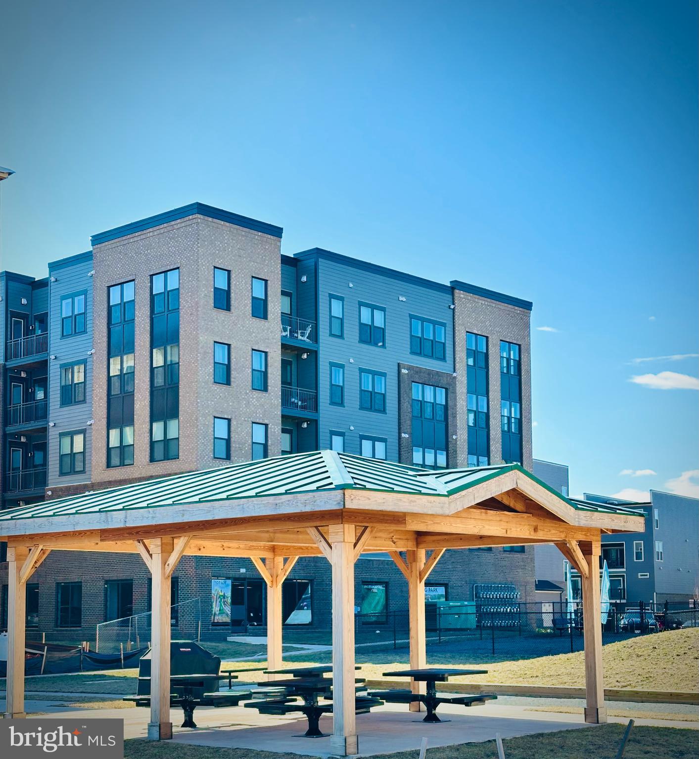 WAXPOOL CROSSING - Residential Lease