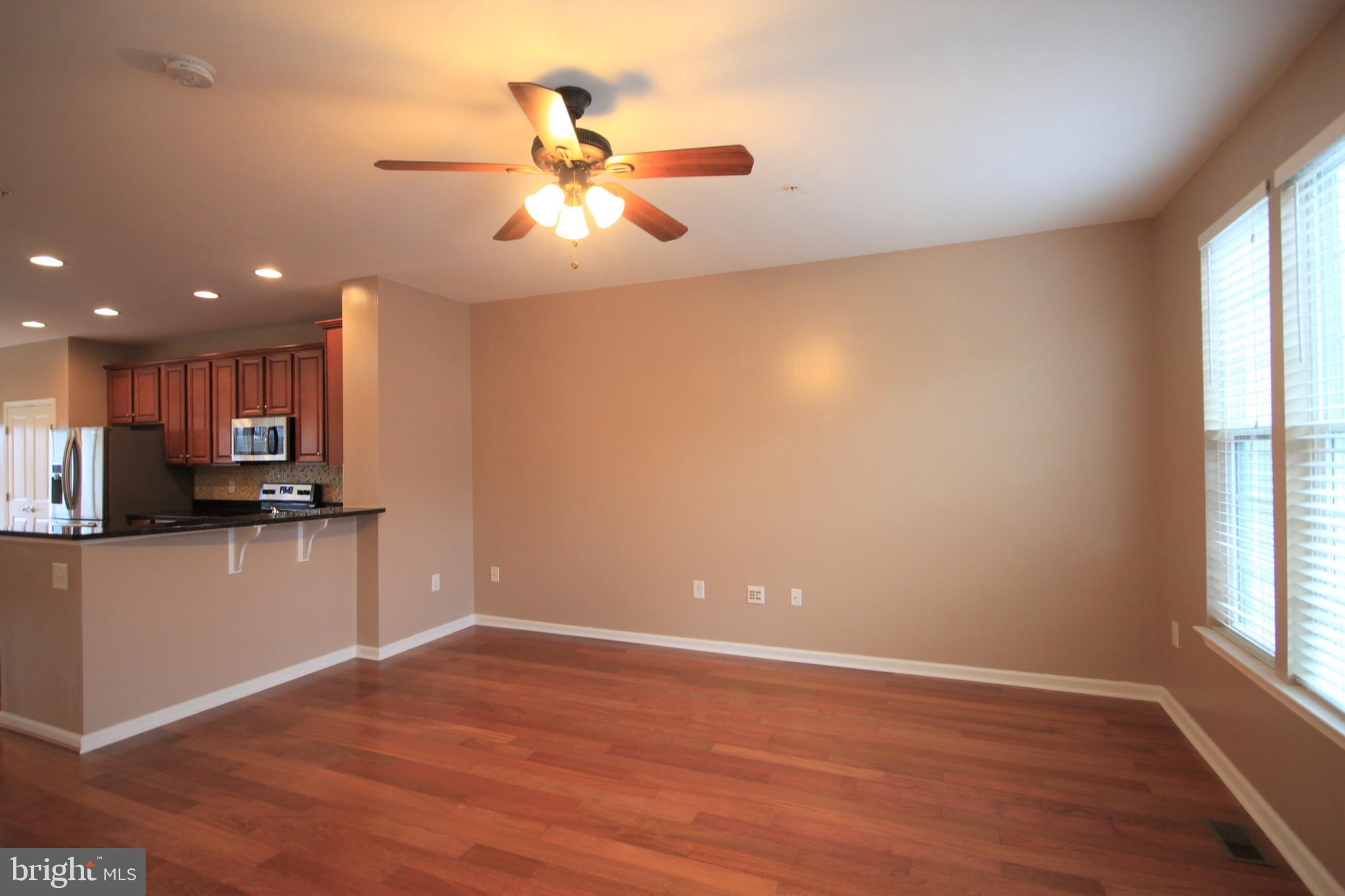 HIGHVIEW AT MONTGOME - Residential Lease