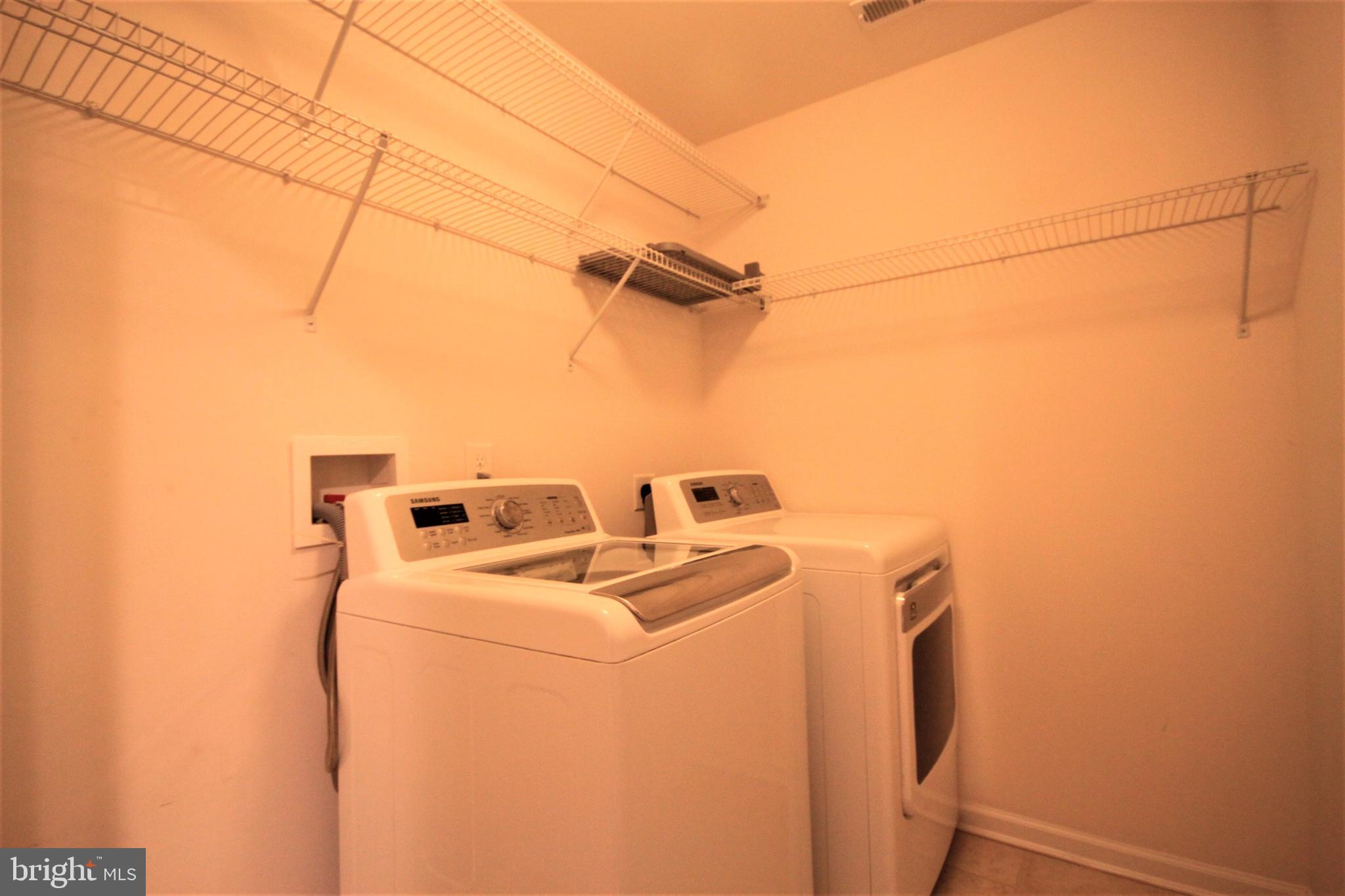 HIGHVIEW AT MONTGOME - Residential Lease