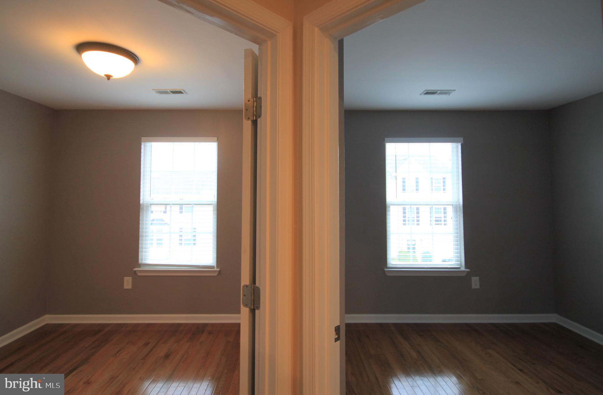 HIGHVIEW AT MONTGOME - Residential Lease