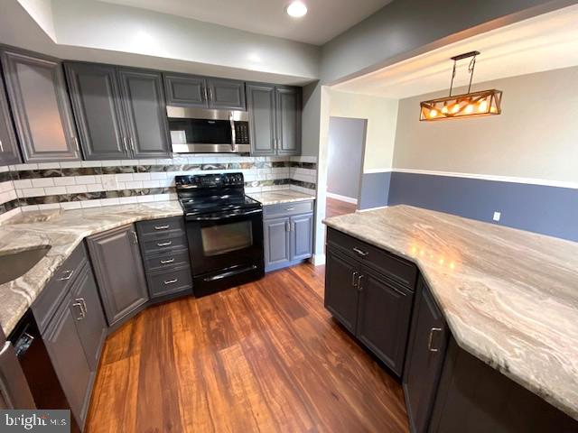 CEDAR GROVE ESTS - Residential