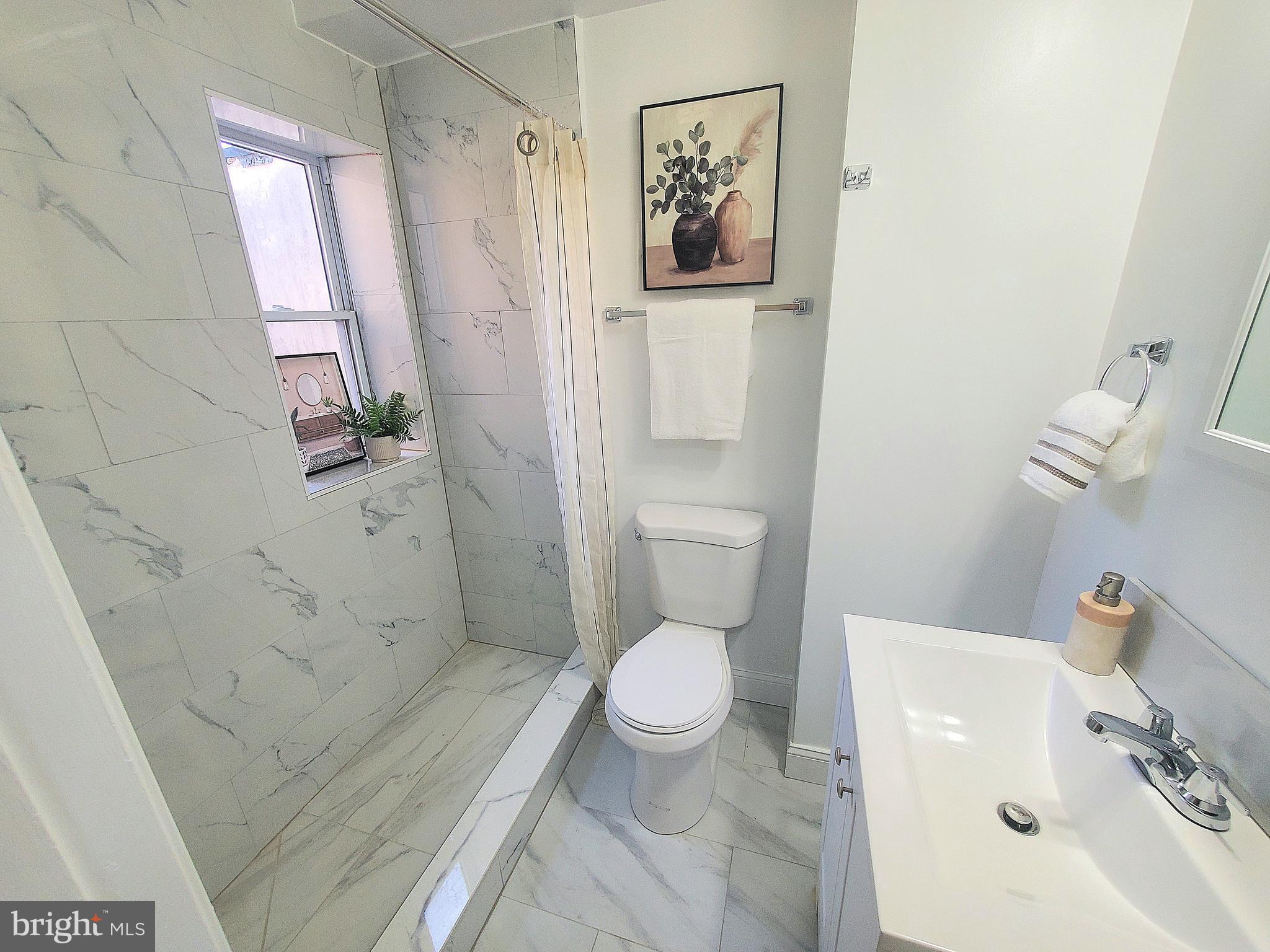 JOHNSTON SQUARE - Residential