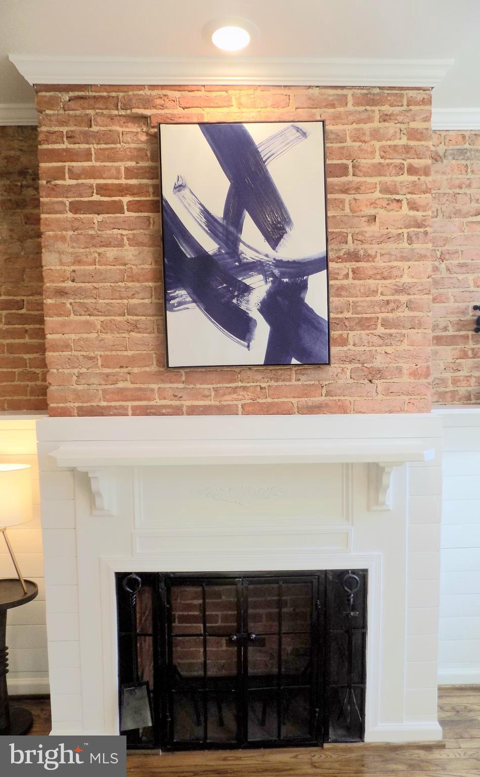 JOHNSTON SQUARE - Residential