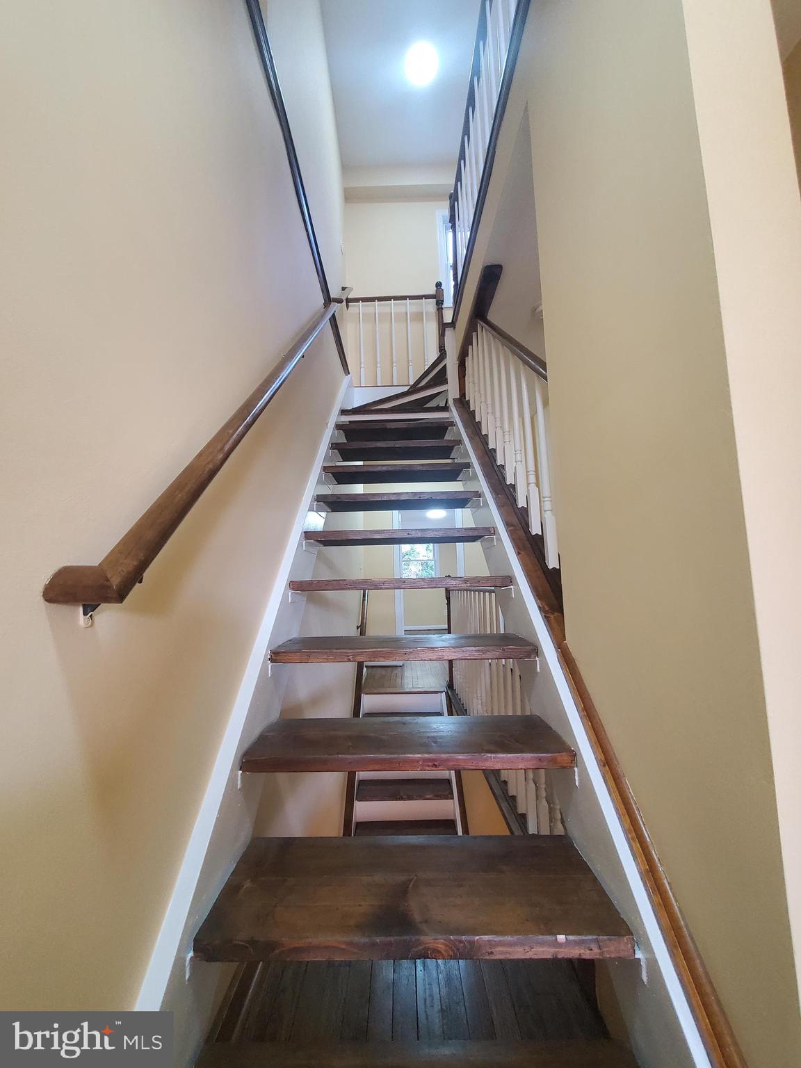 JOHNSTON SQUARE - Residential