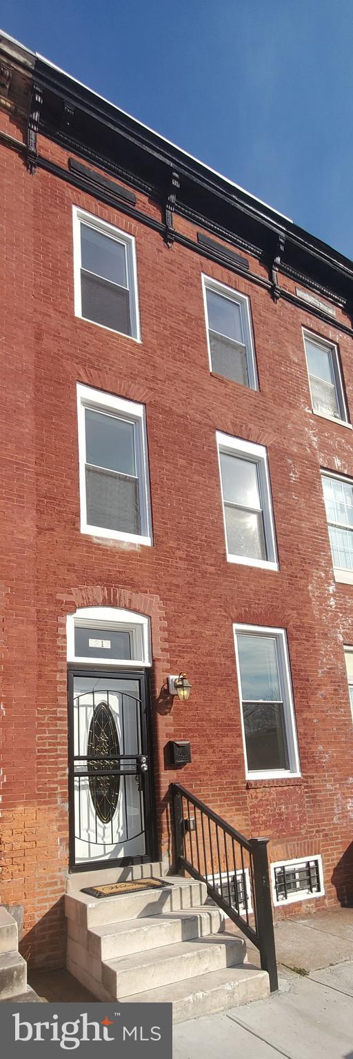 JOHNSTON SQUARE - Residential